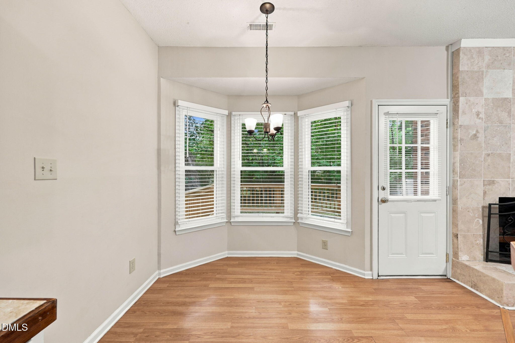 210 Eagle Tavern Drive Property Photo 12