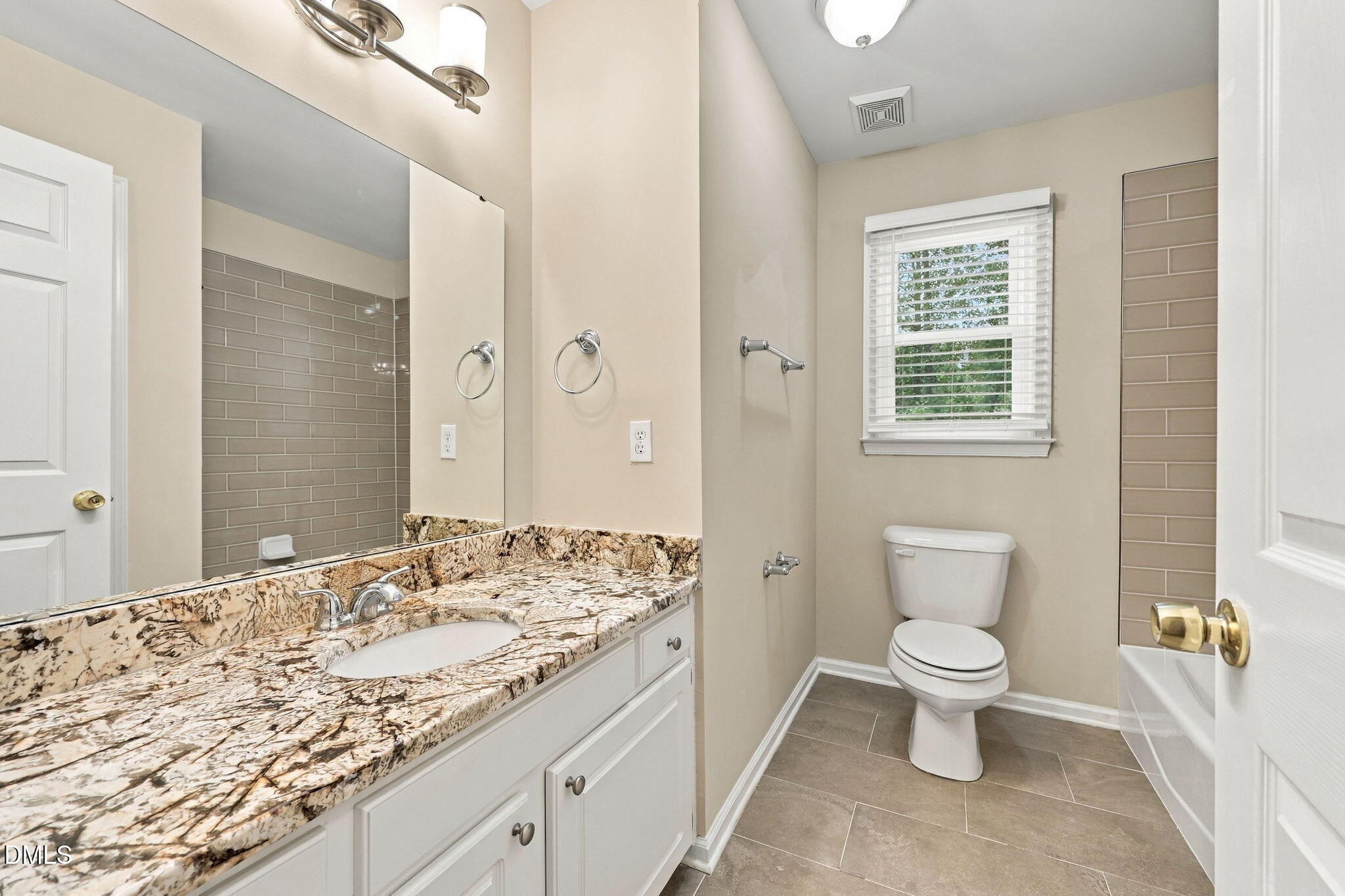 210 Eagle Tavern Drive Property Photo 27