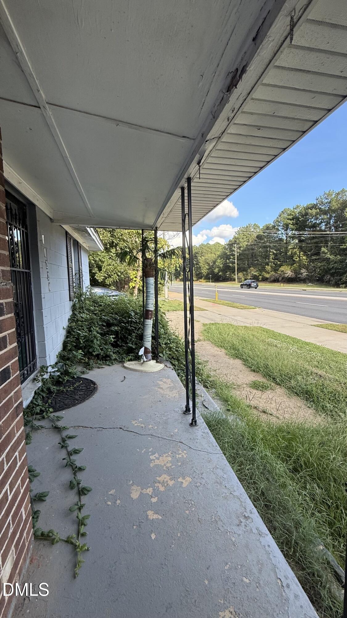 10224 Holly Springs Road Property Photo 3