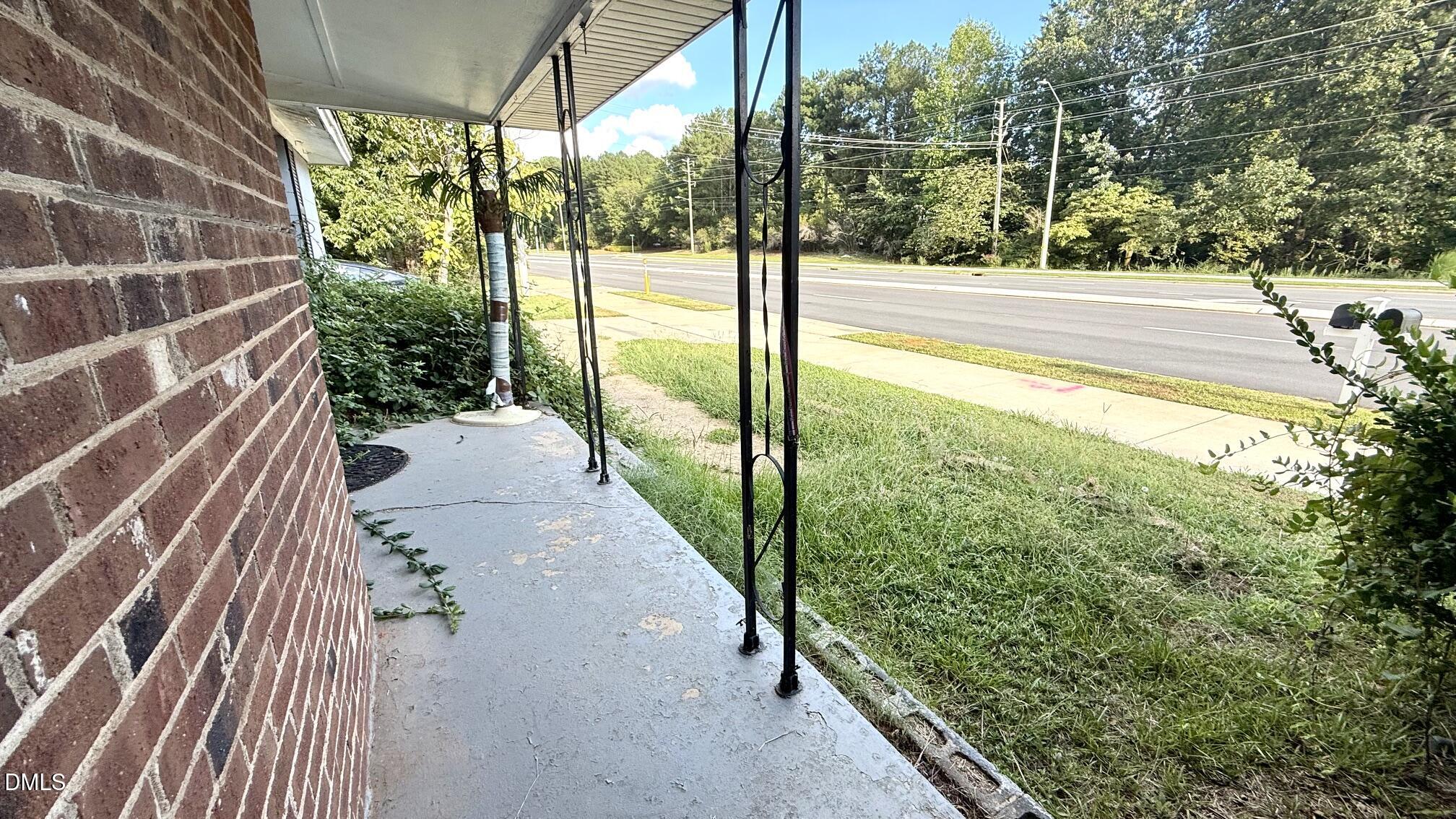 10224 Holly Springs Road Property Photo 4