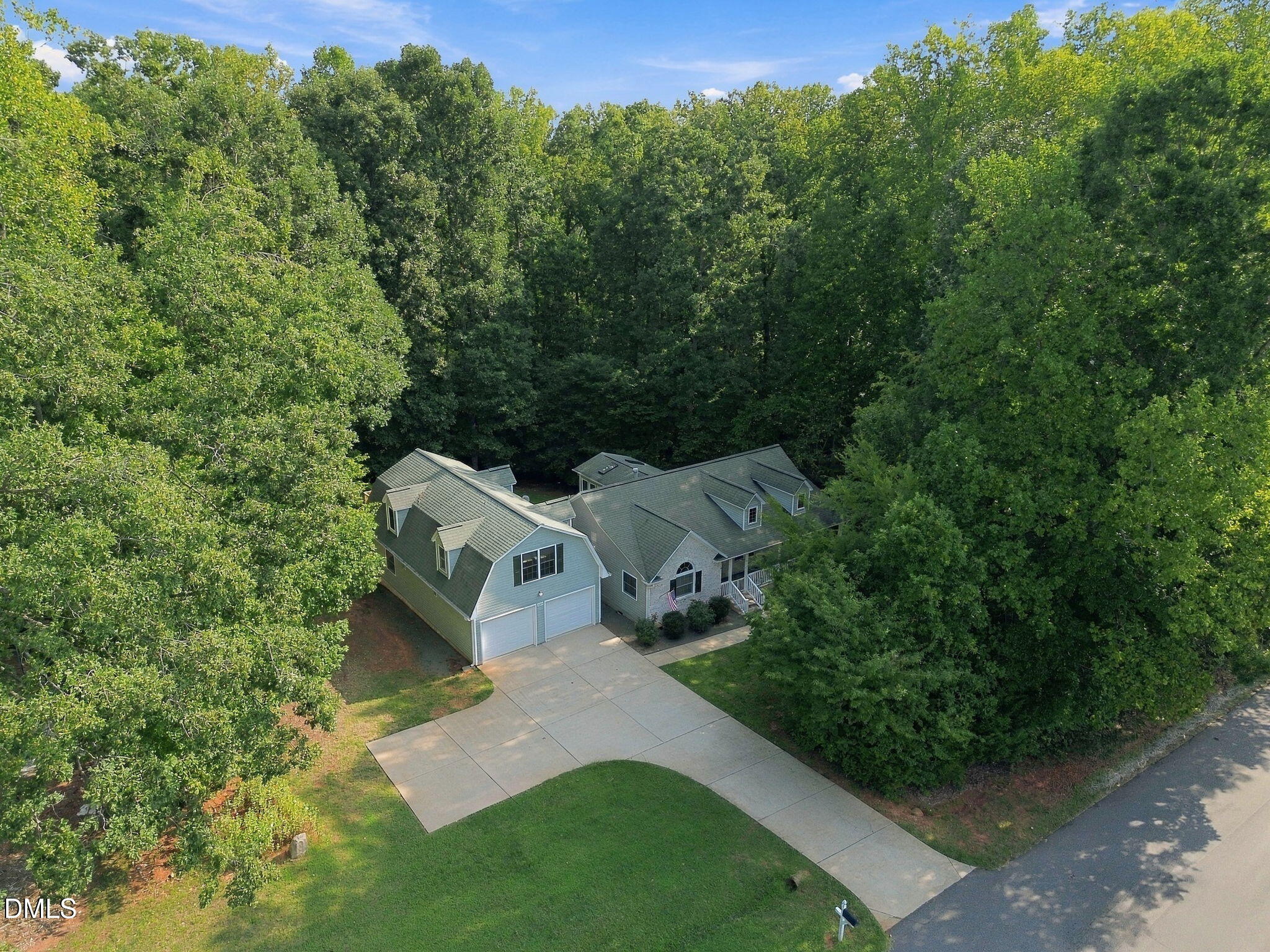 3315 Windfield Ridge Drive Property Photo 3