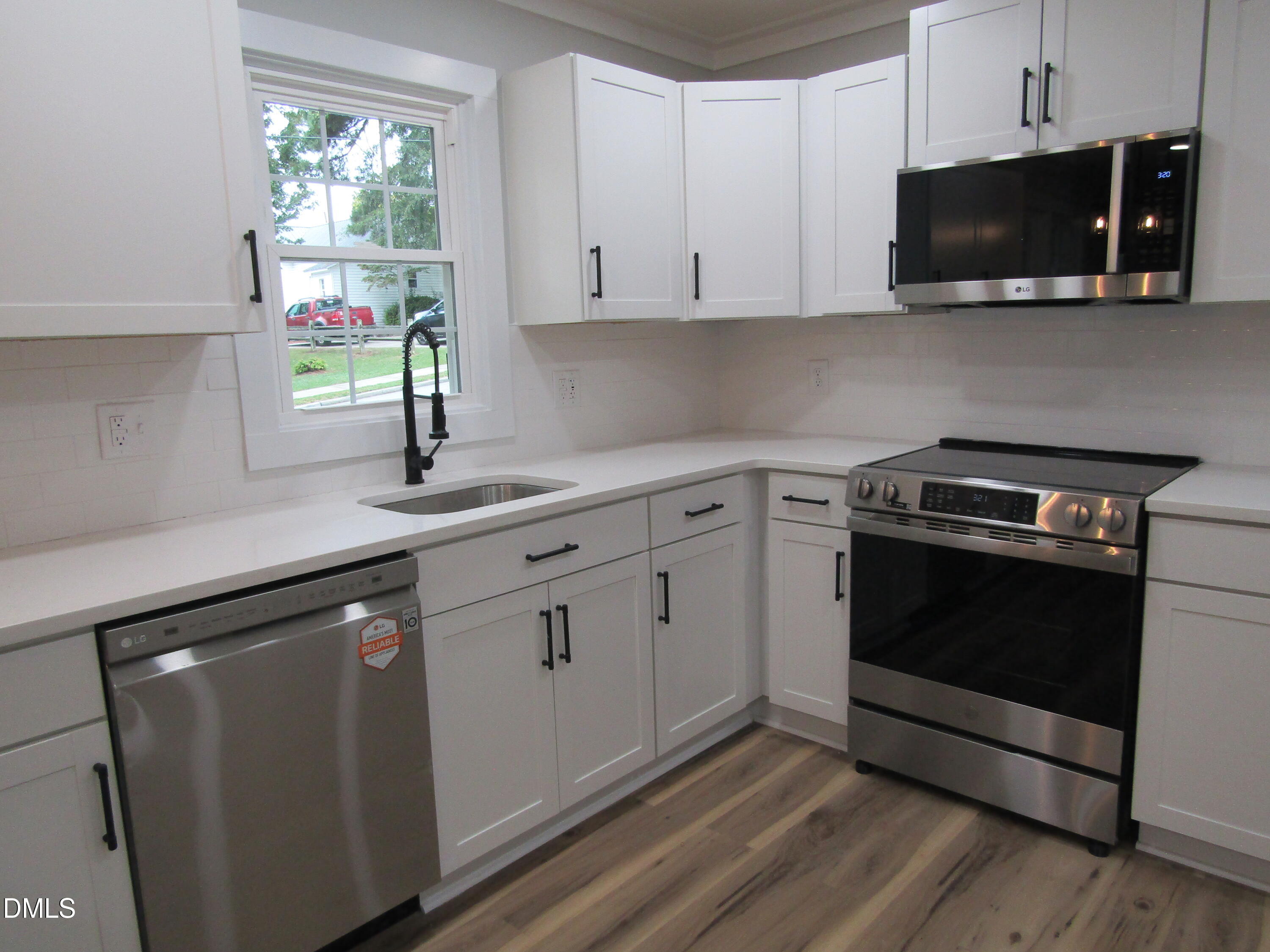 414 Canady Street Property Photo 9