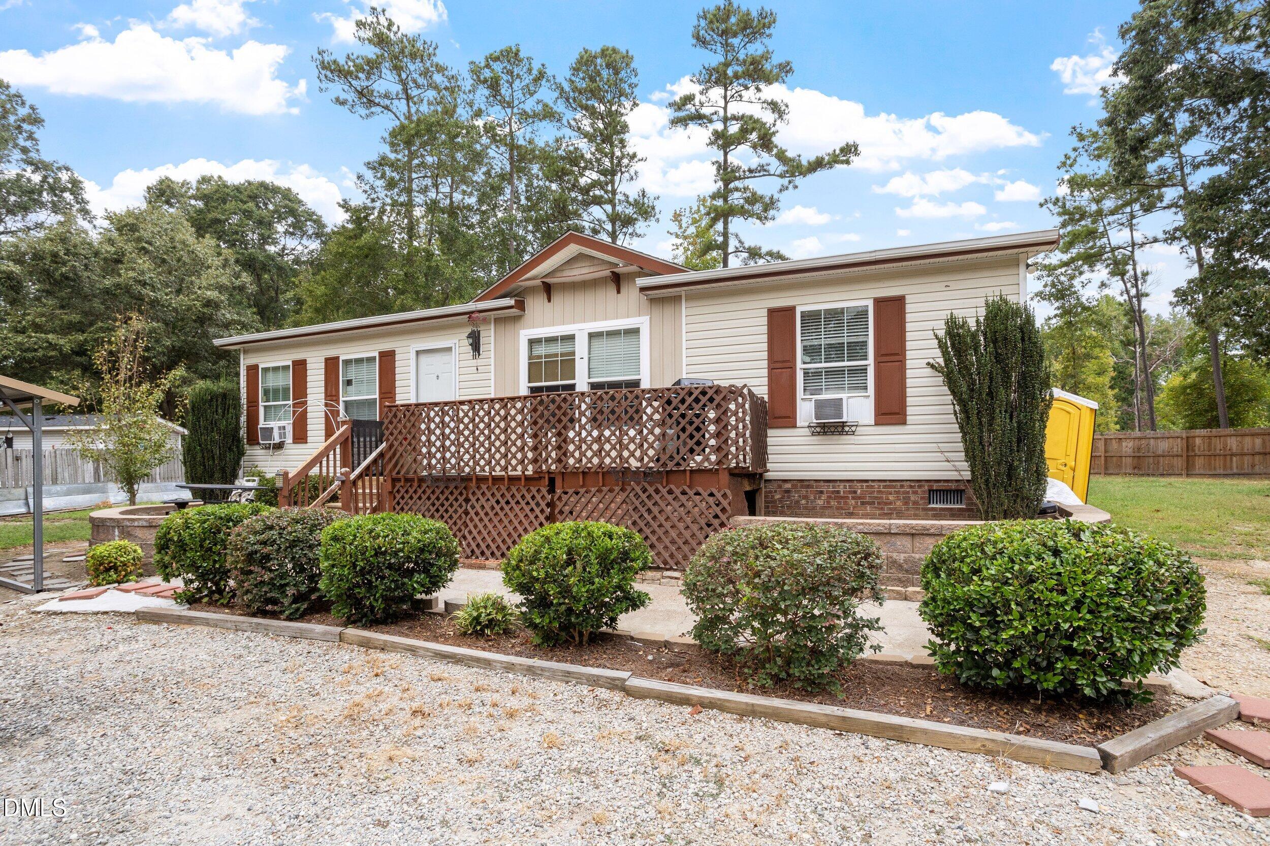 1001 Altice Drive Property Photo 4