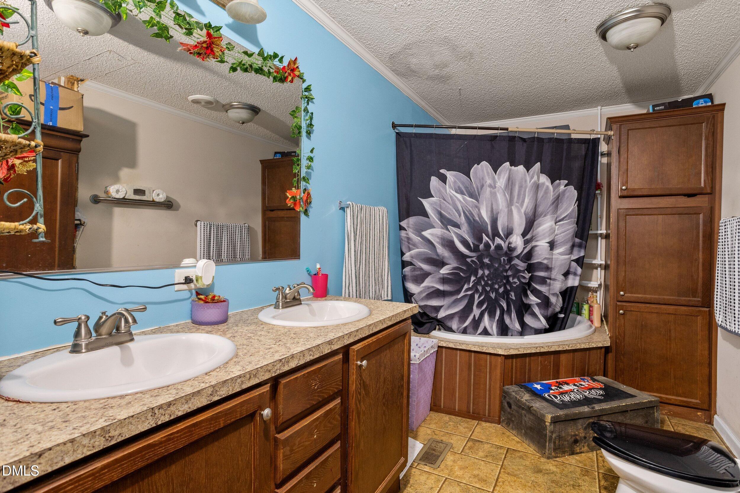 1001 Altice Drive Property Photo 31