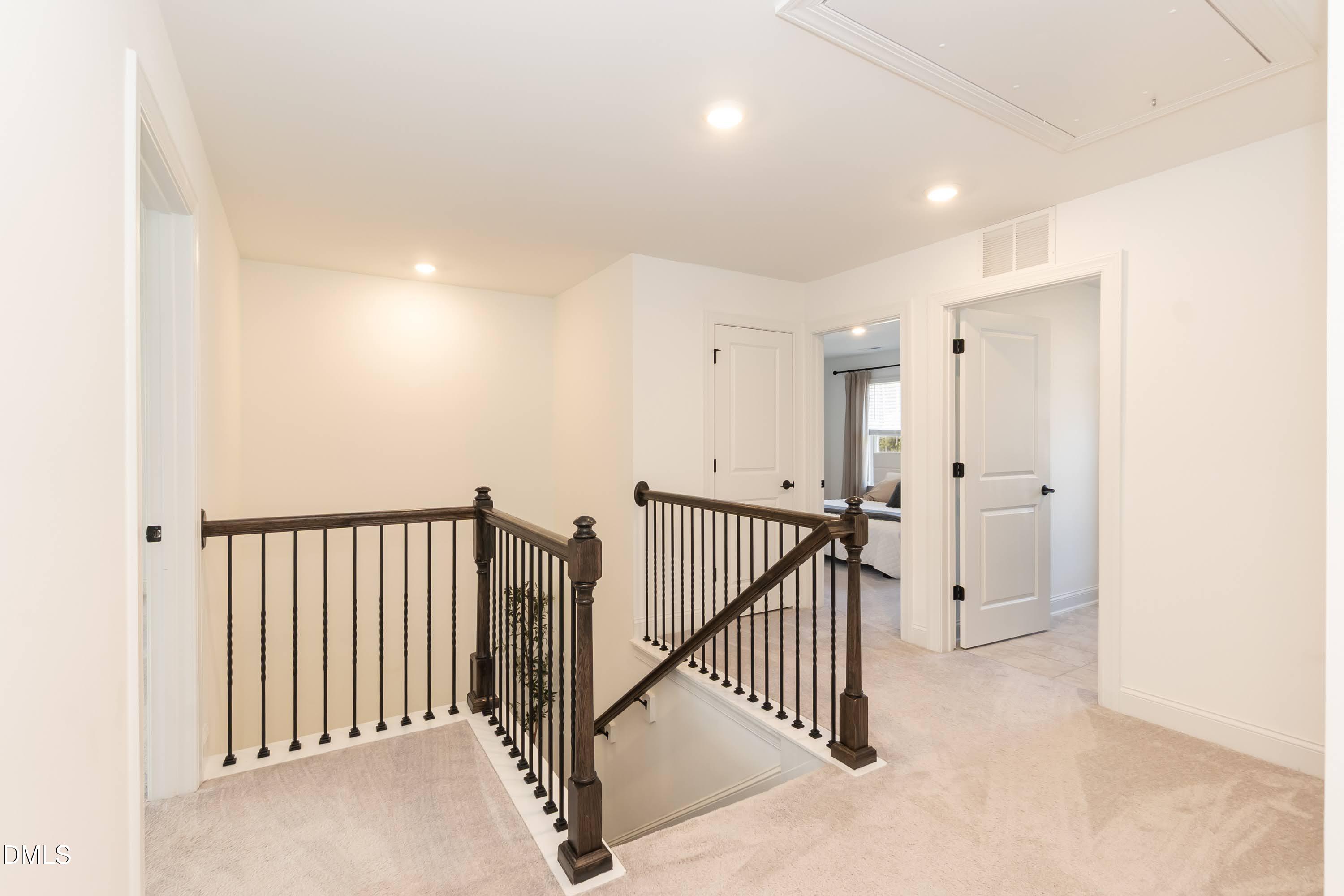 621 Sun Meadow Drive Property Photo 21