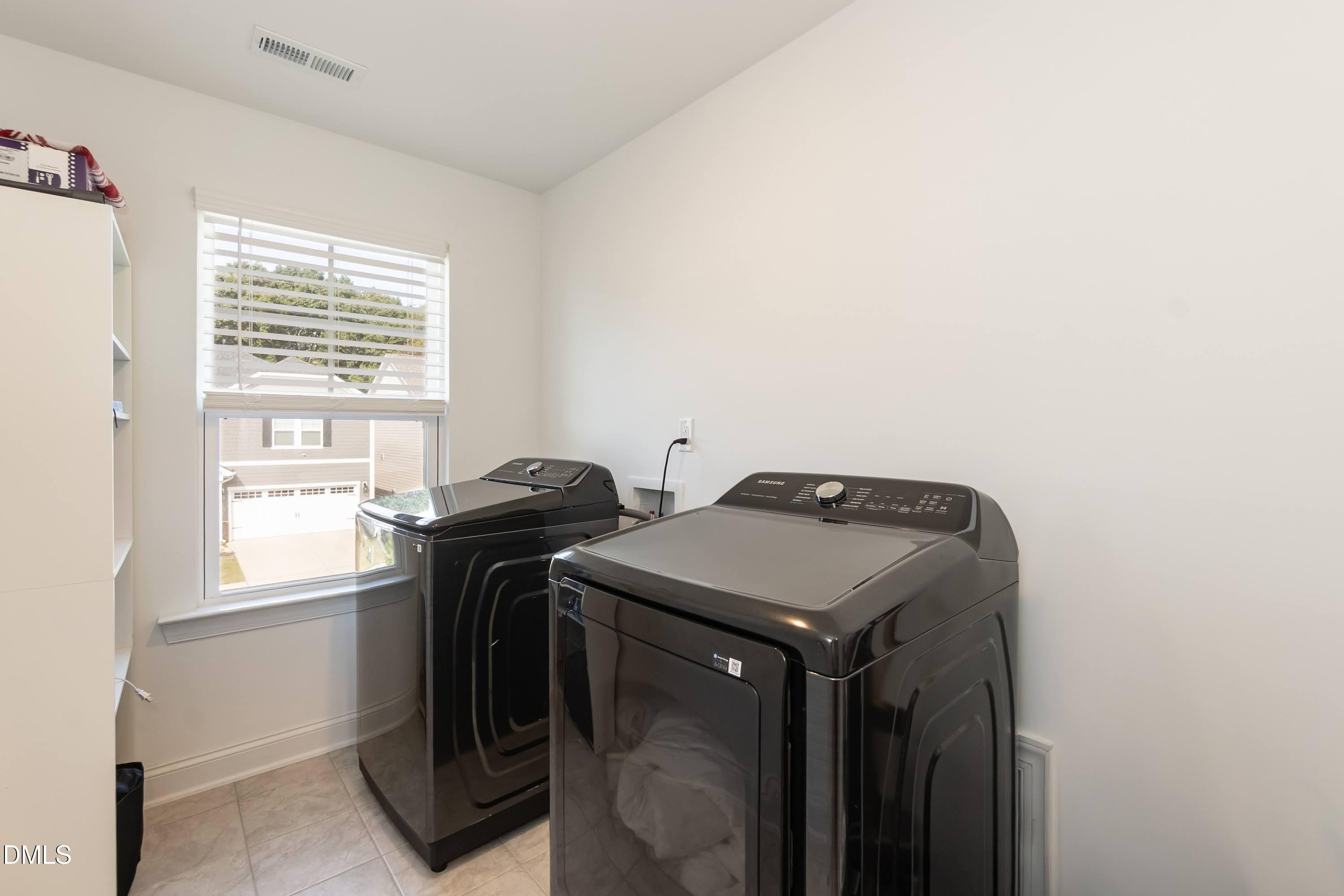 621 Sun Meadow Drive Property Photo 24