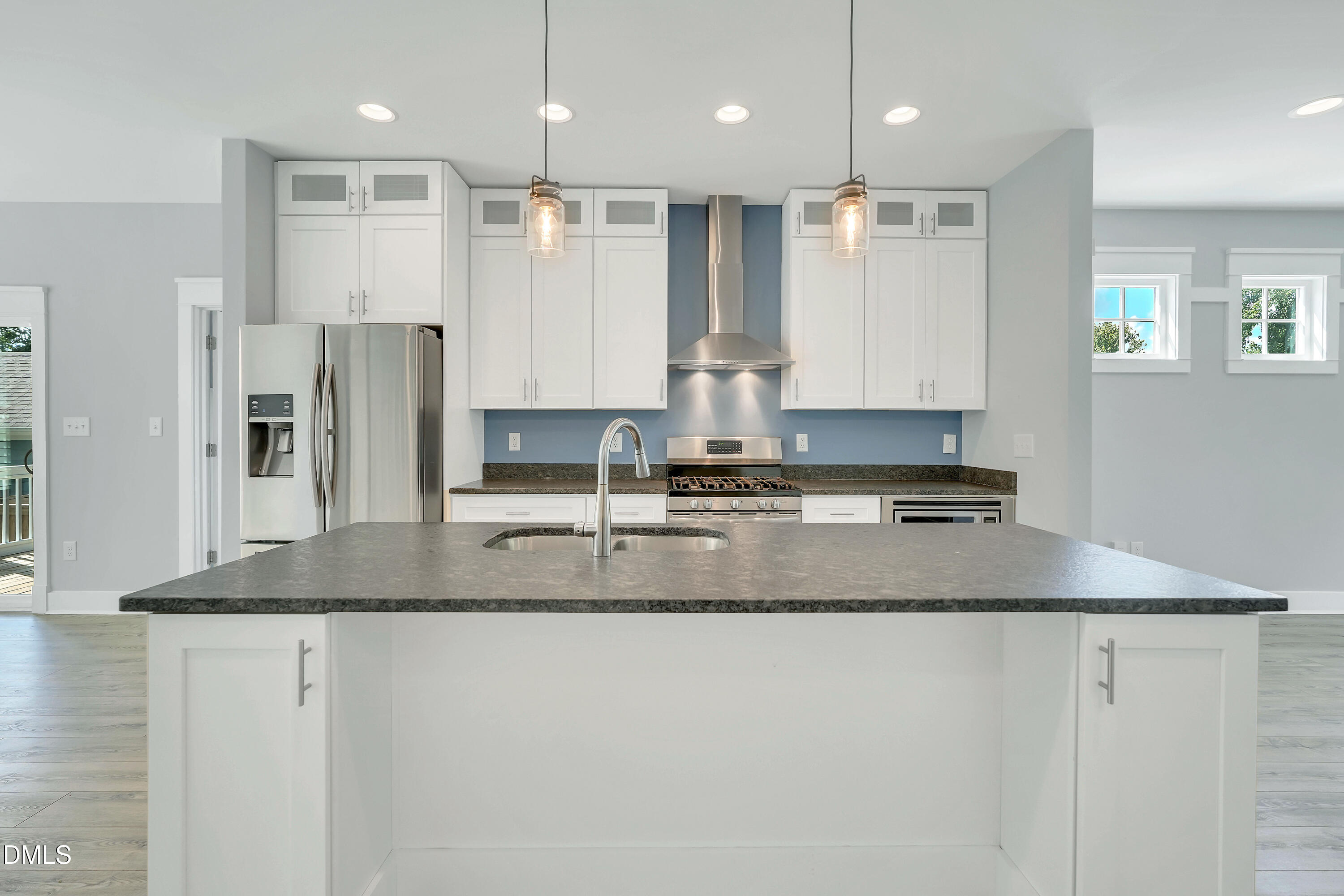 609 Jerome Road Property Photo 4