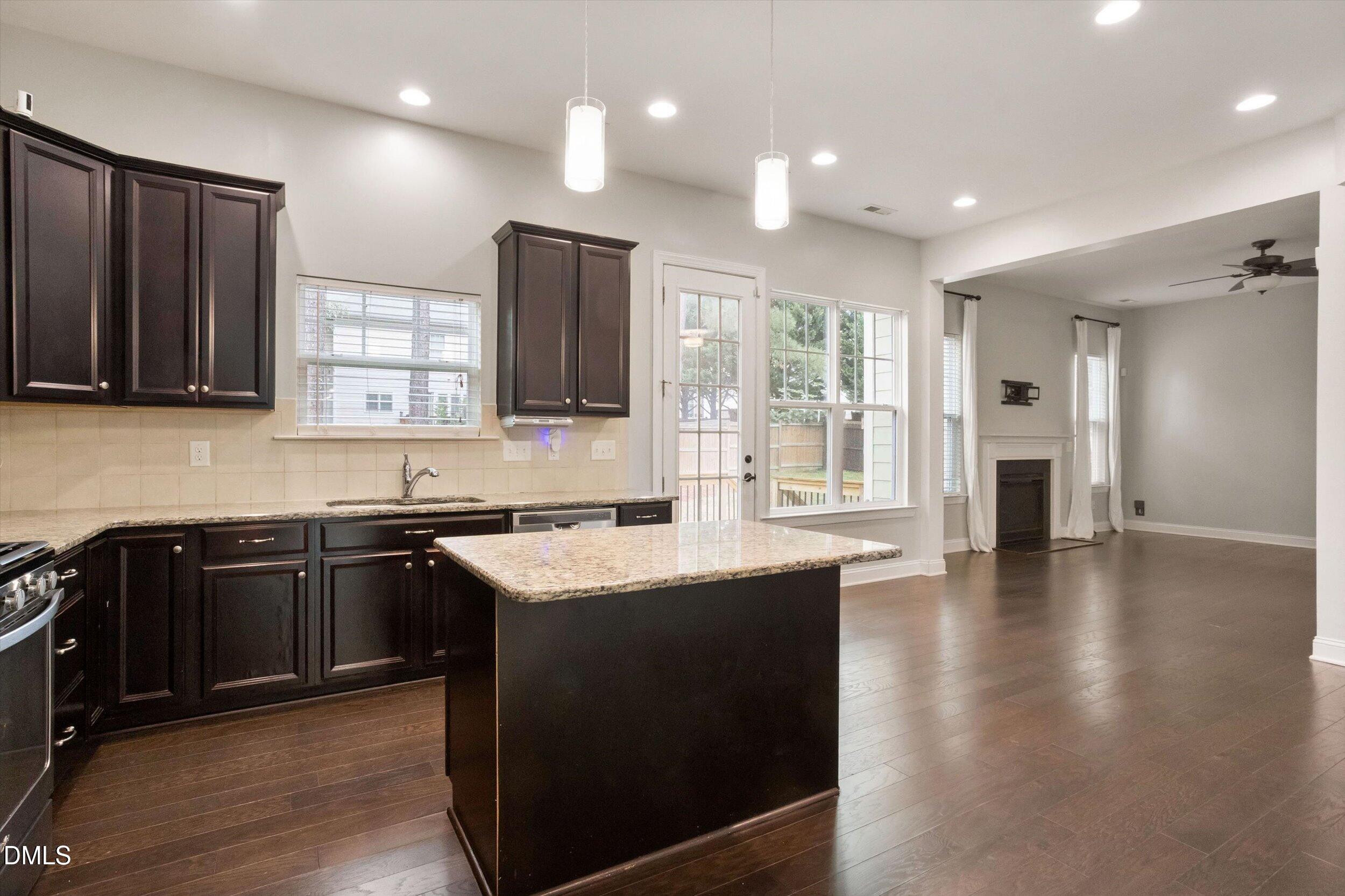 1116 Litchborough Way Property Photo 8