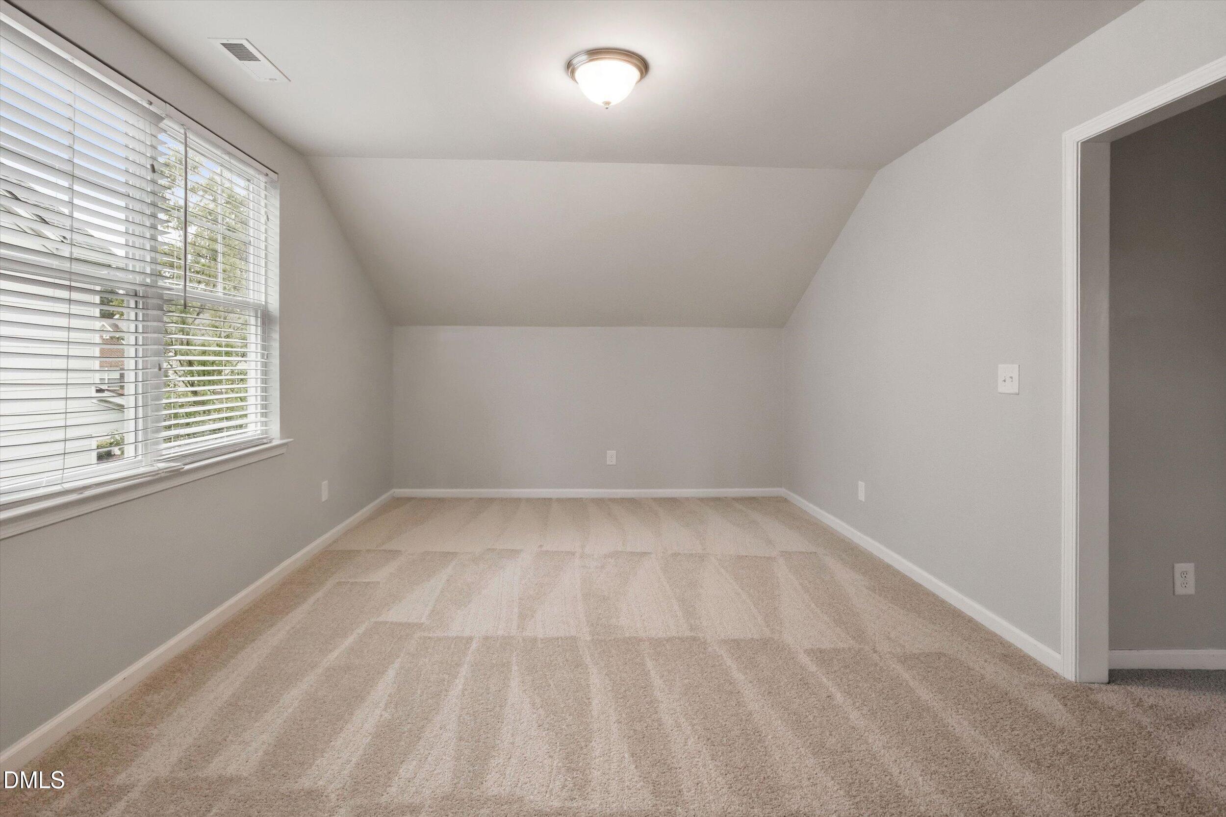 1116 Litchborough Way Property Photo 23