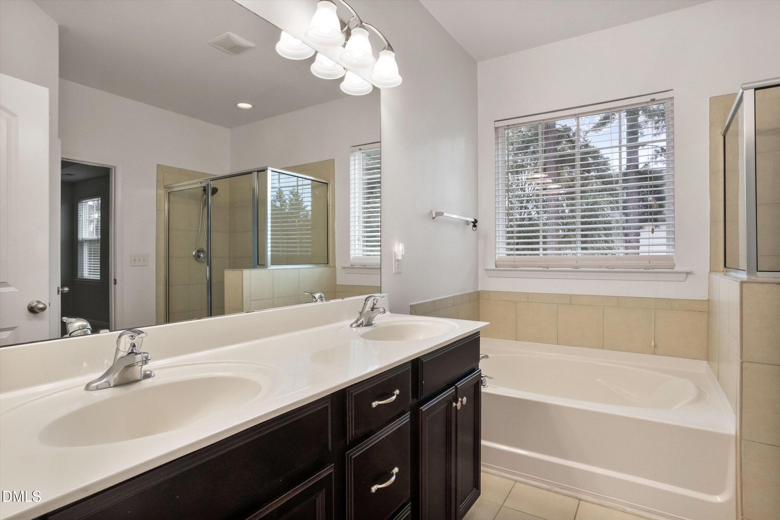 1116 Litchborough Way Property Photo 25