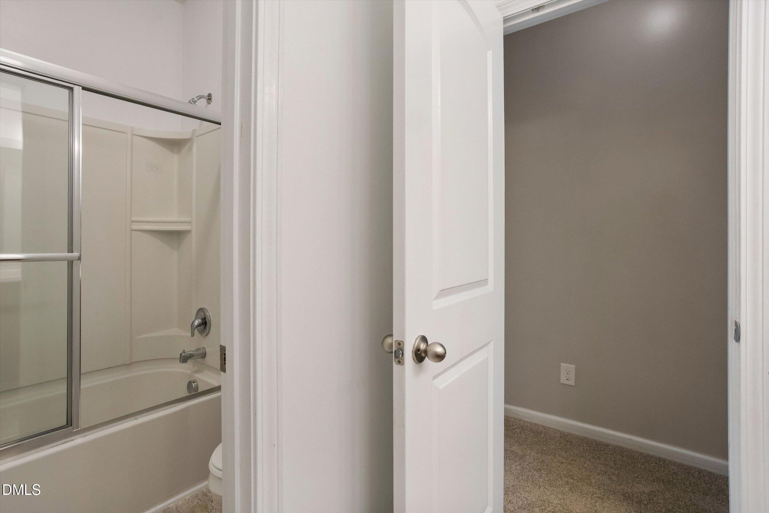 1116 Litchborough Way Property Photo 32
