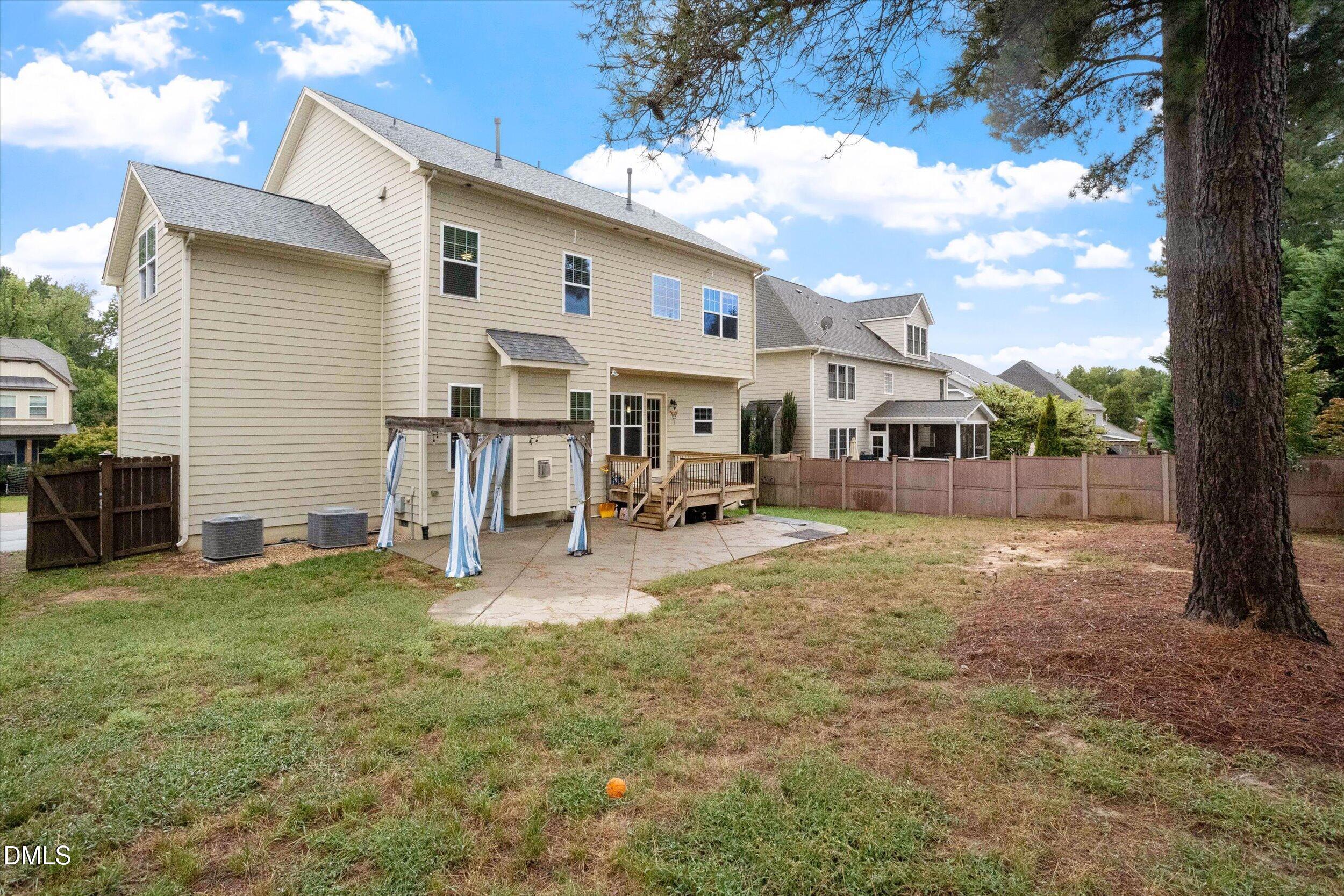 1116 Litchborough Way Property Photo 39