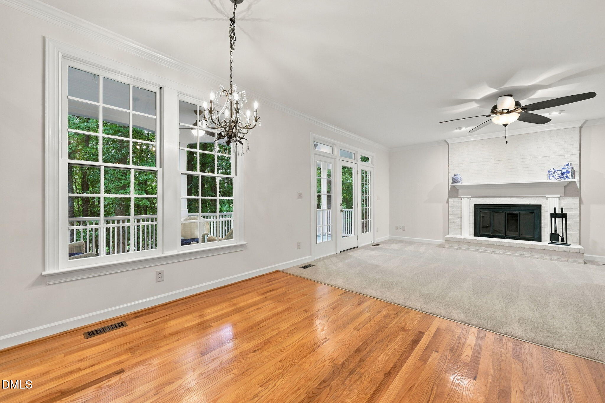 5601 N Hawthorne Way Property Photo 22