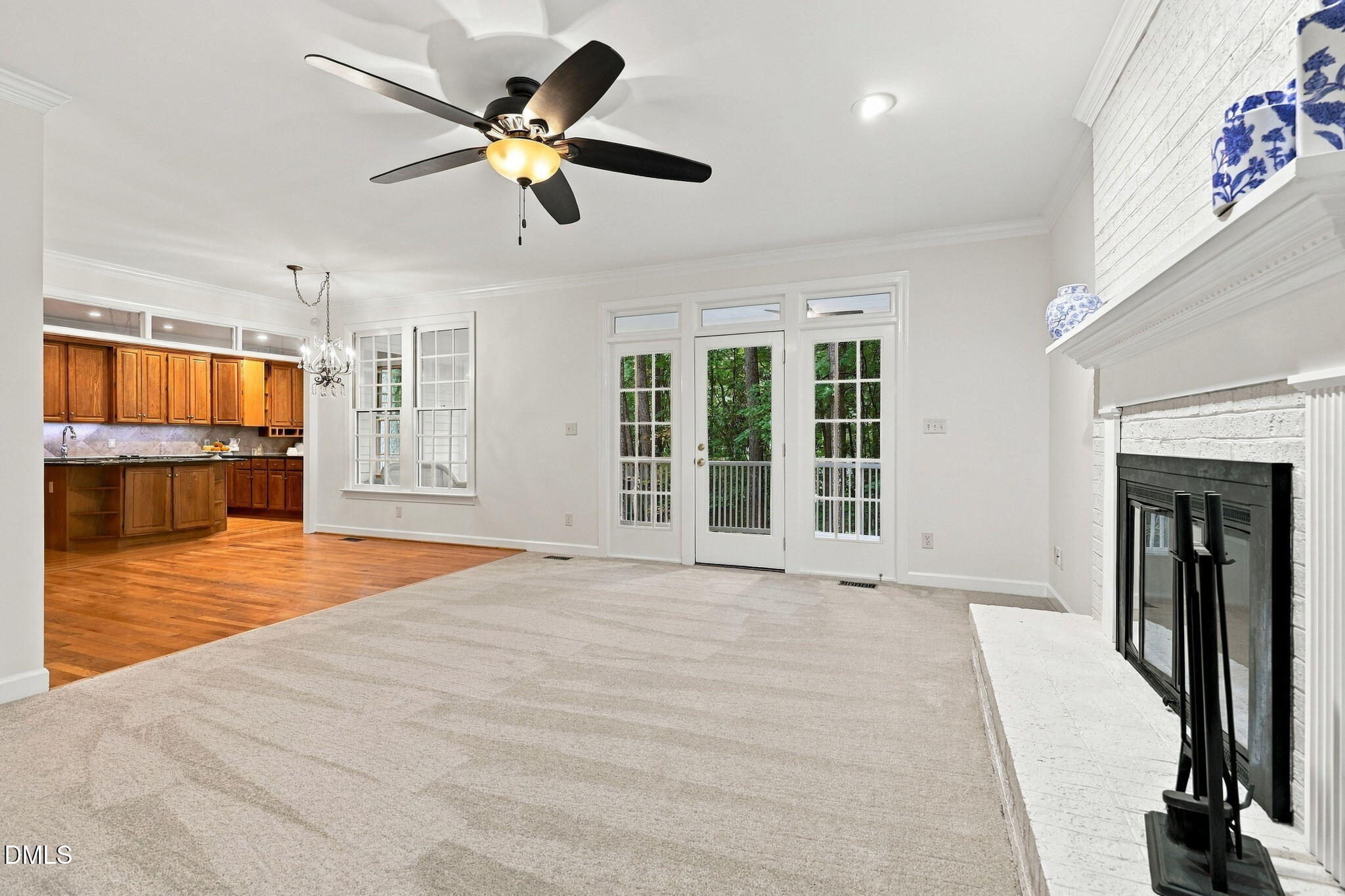 5601 N Hawthorne Way Property Photo 26