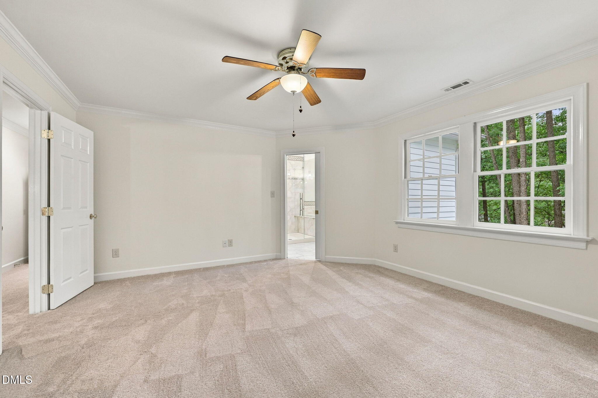5601 N Hawthorne Way Property Photo 33