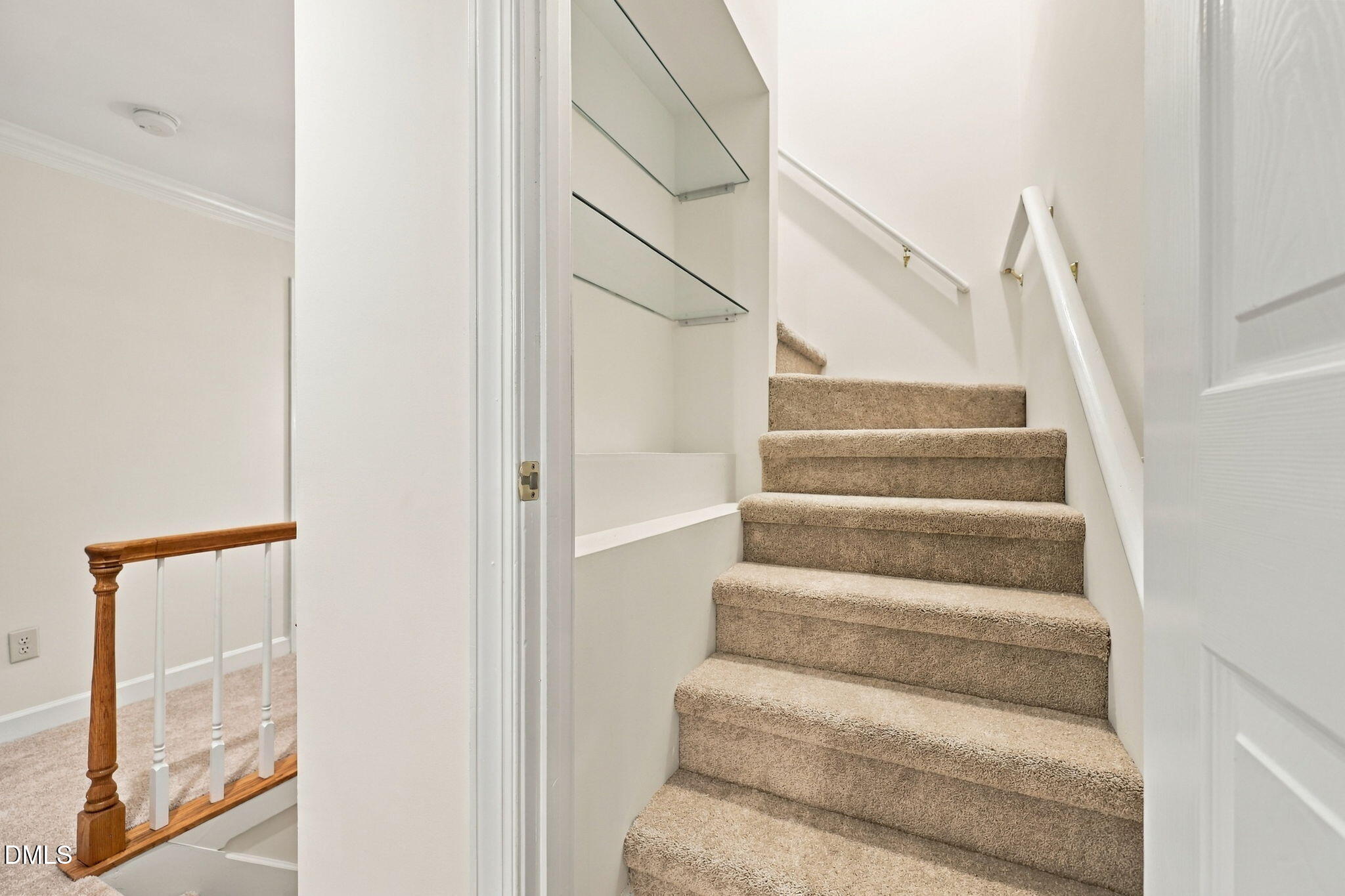 5601 N Hawthorne Way Property Photo 50