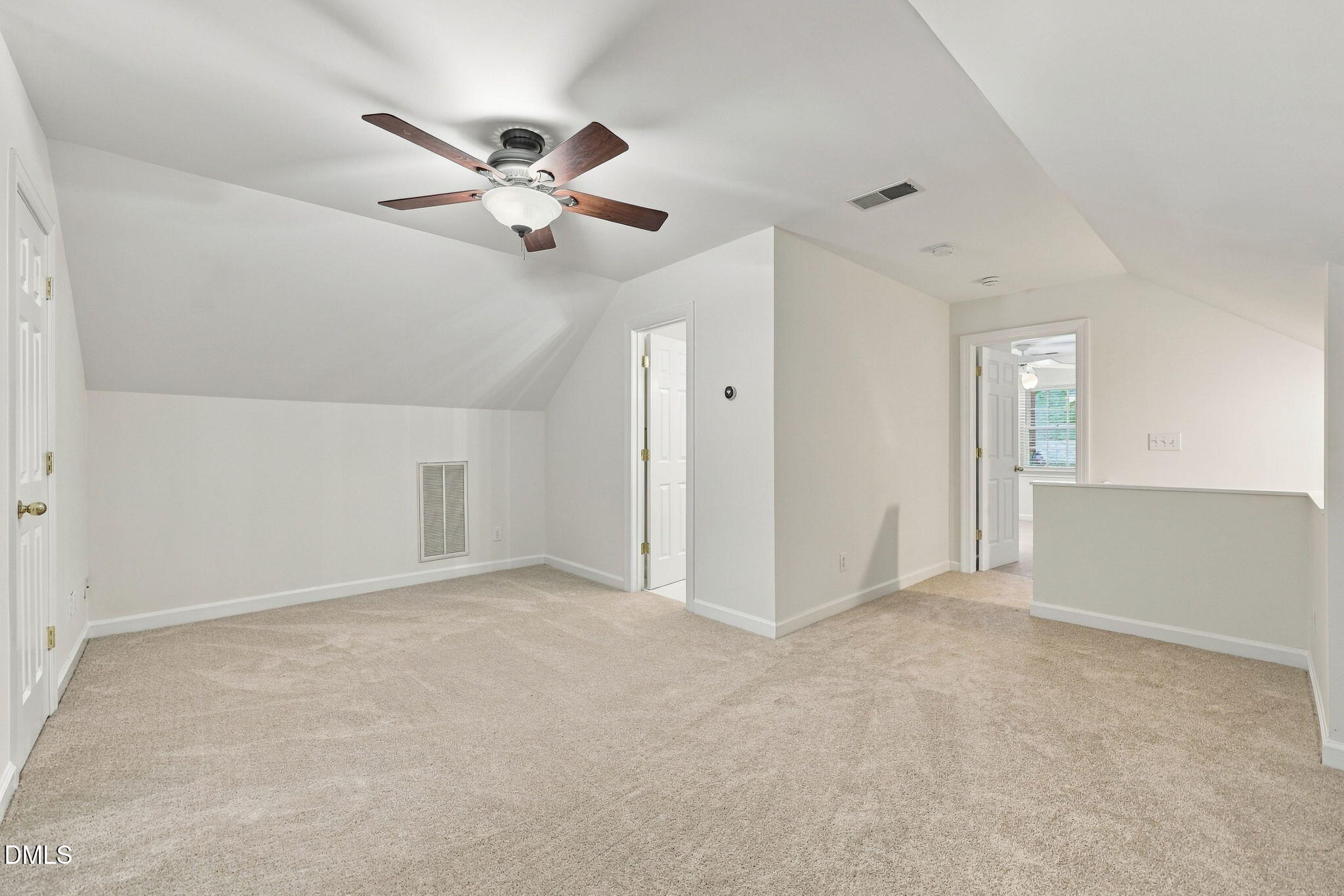 5601 N Hawthorne Way Property Photo 51