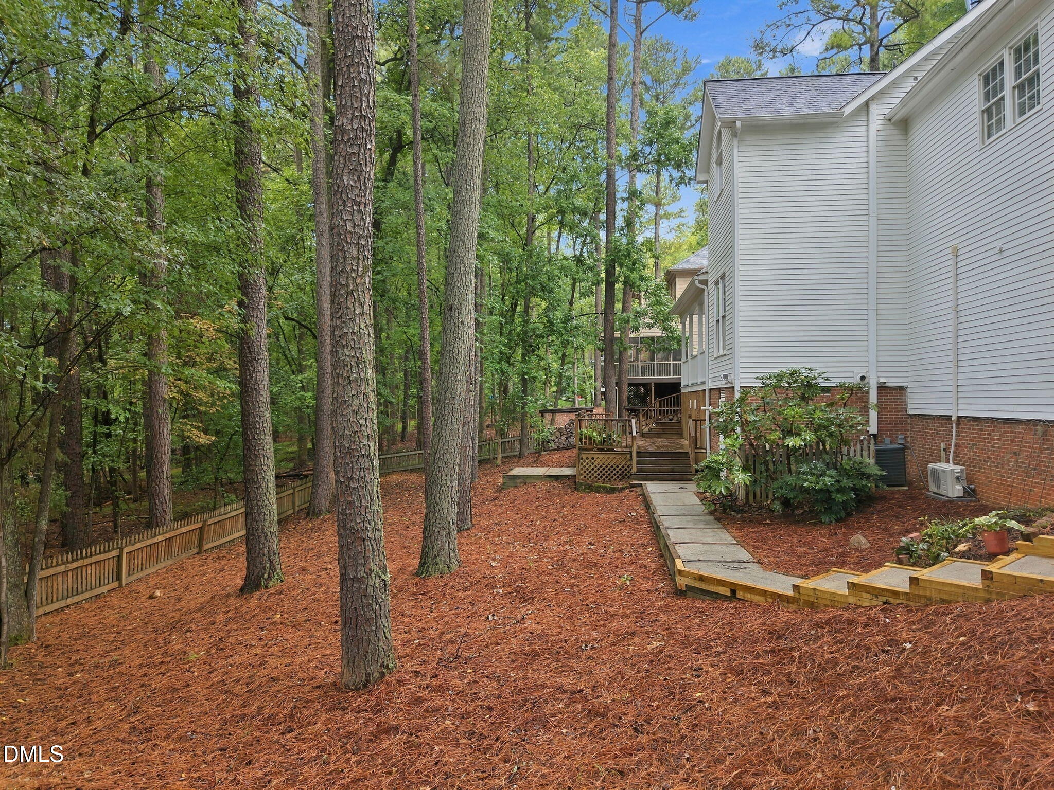 5601 N Hawthorne Way Property Photo 64