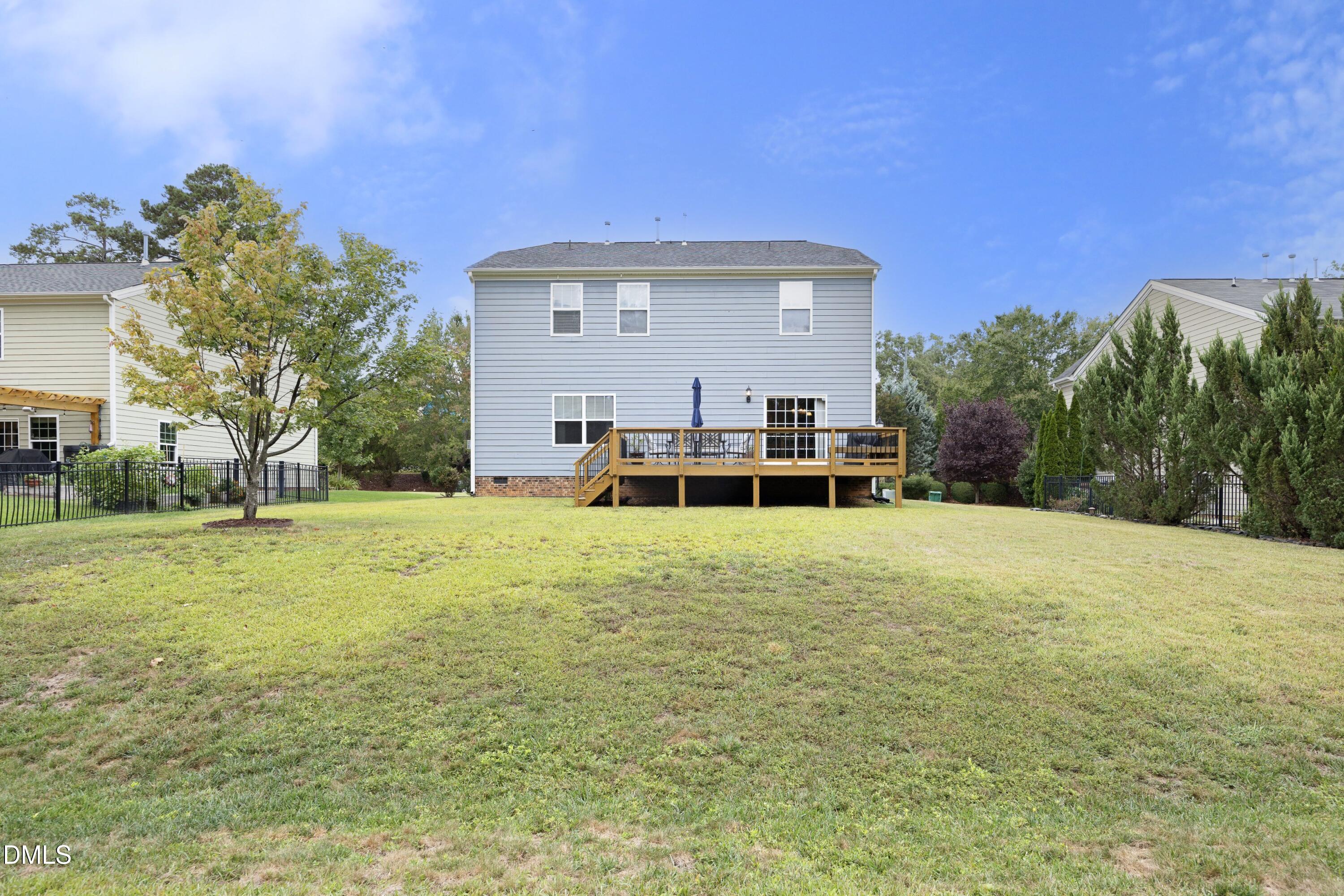 417 Field Glow Lane Property Photo 41