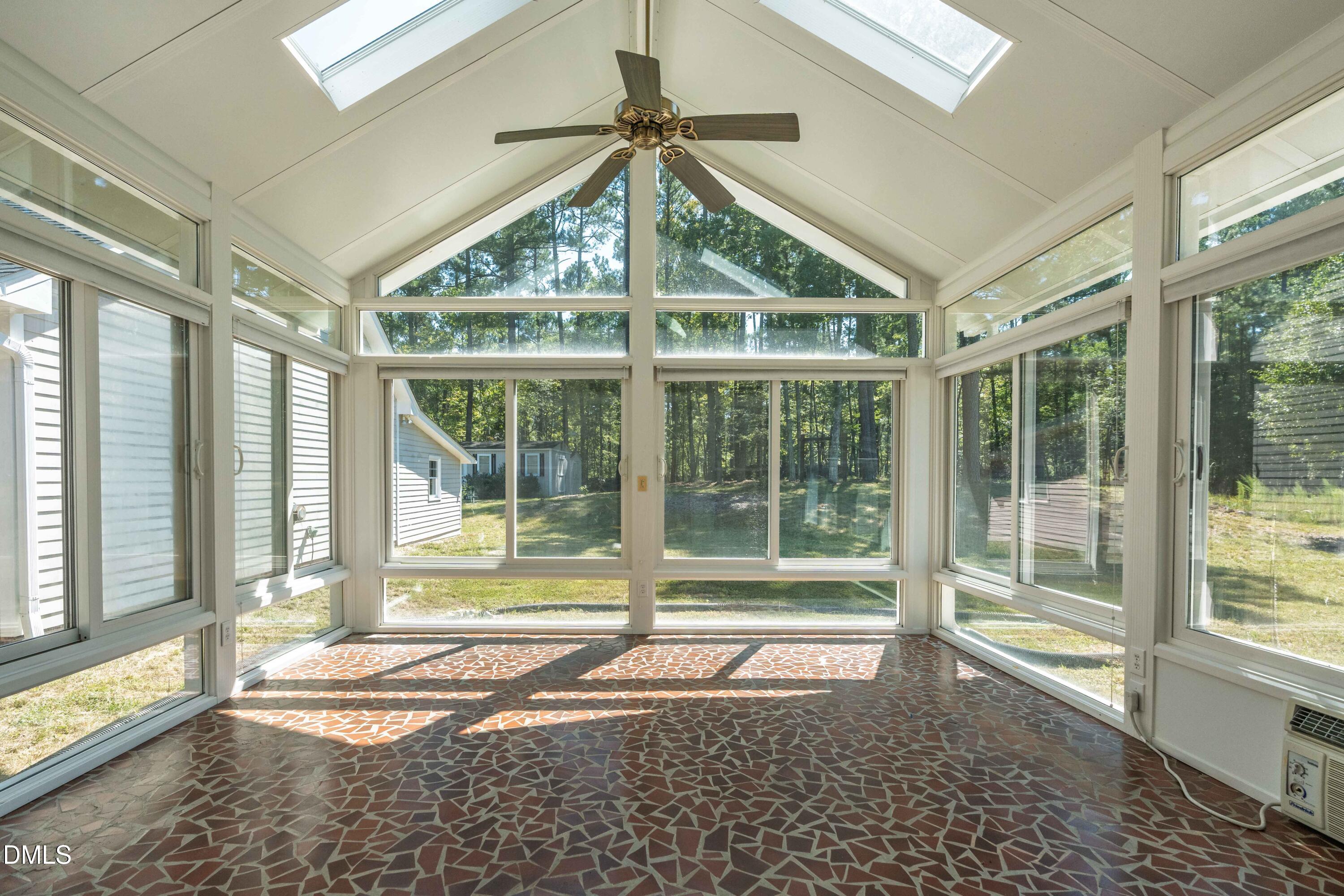 4508 Rogers Road Property Photo 5