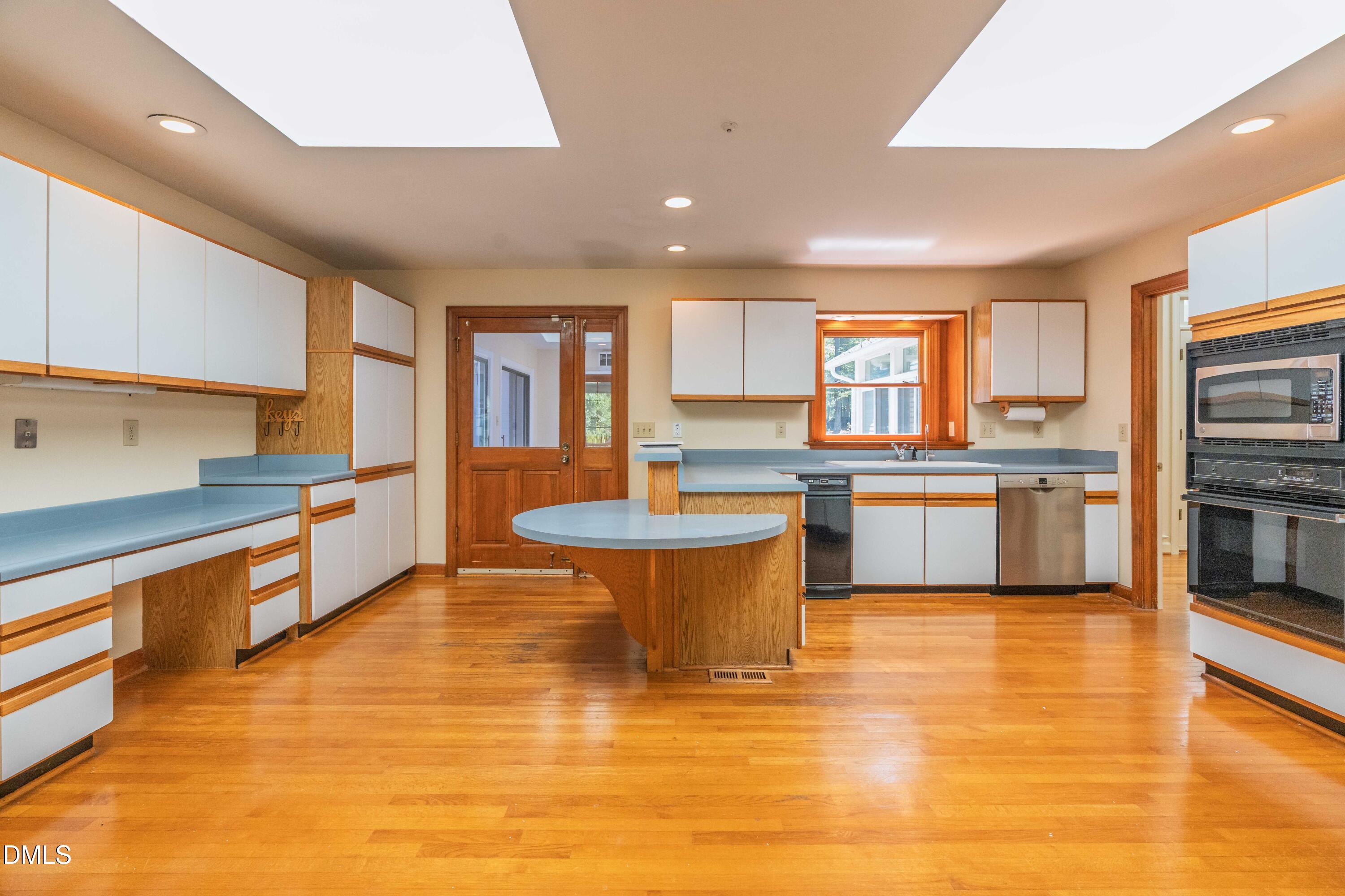 4508 Rogers Road Property Photo 17