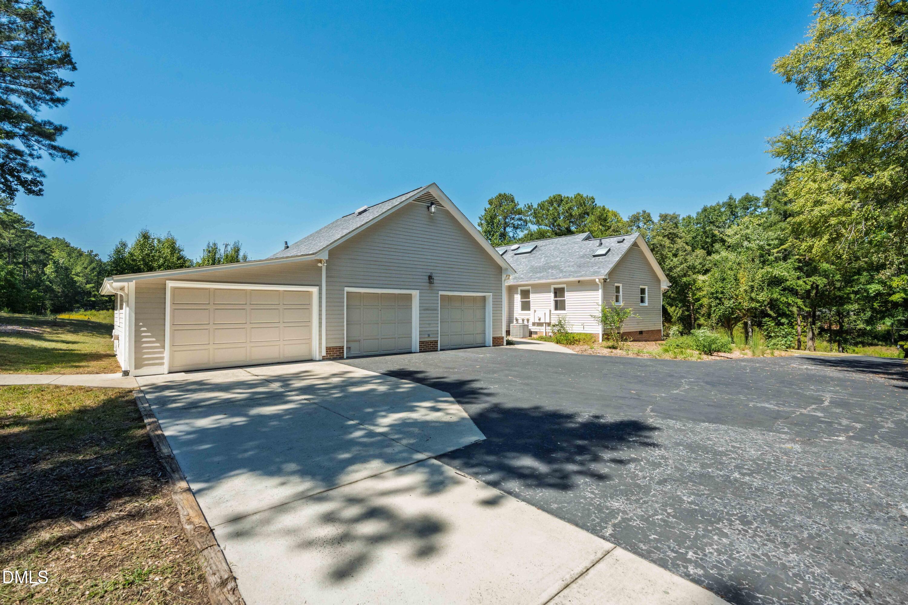 4508 Rogers Road Property Photo 49