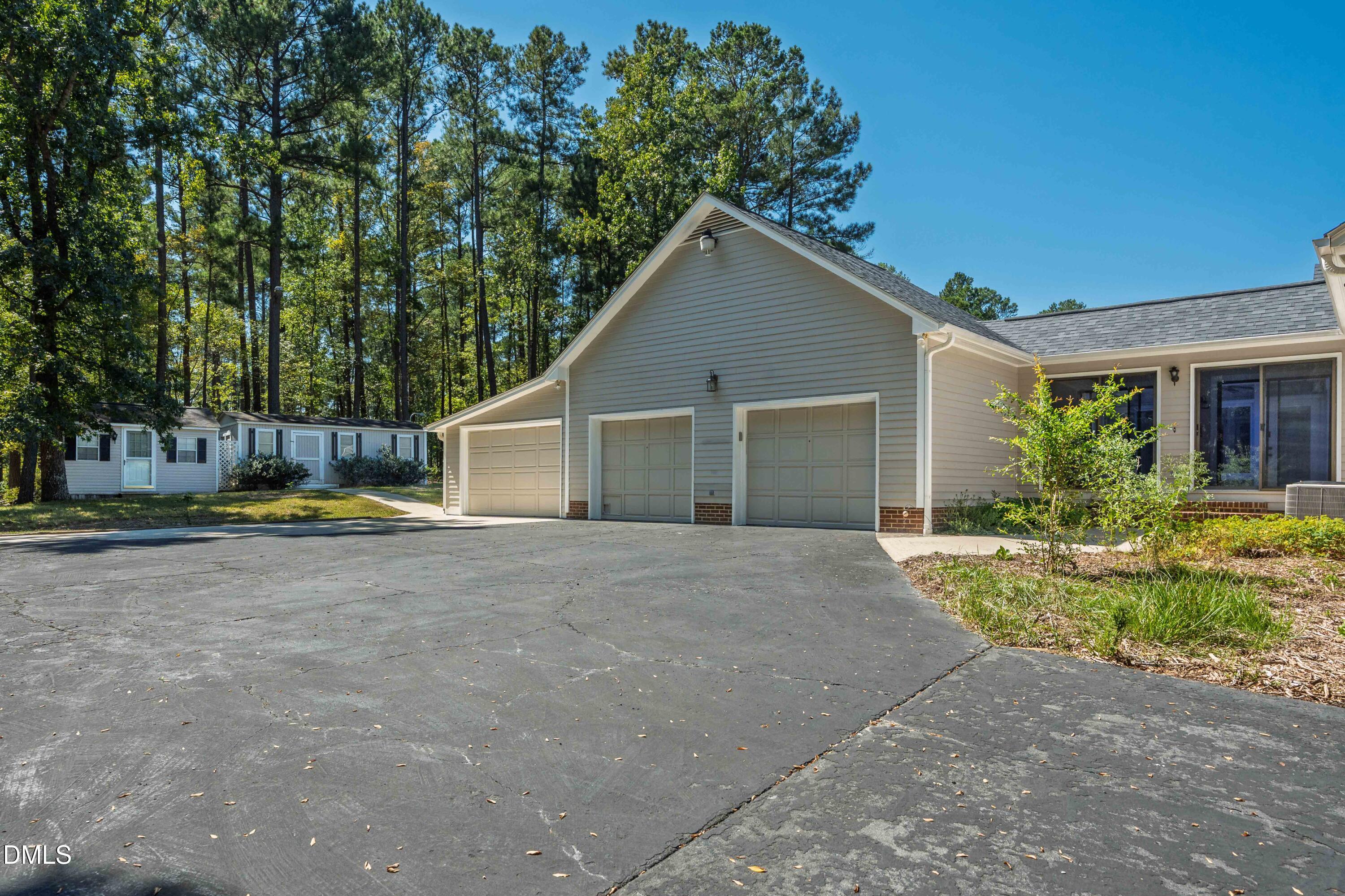 4508 Rogers Road Property Photo 51