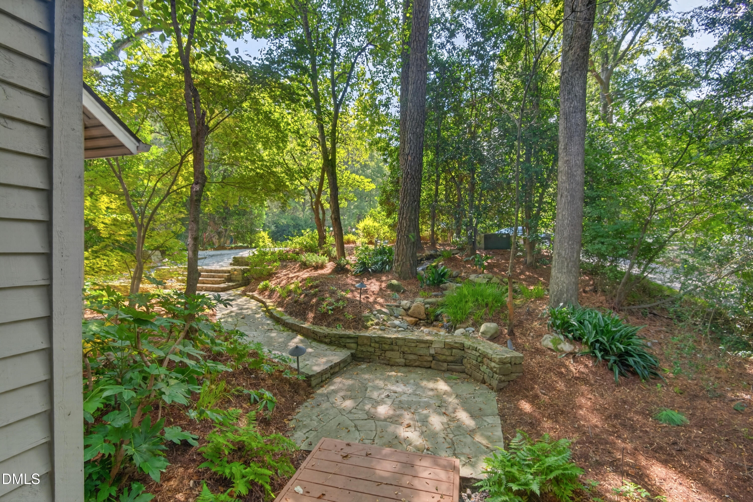 112 Rose Lane Property Photo 2