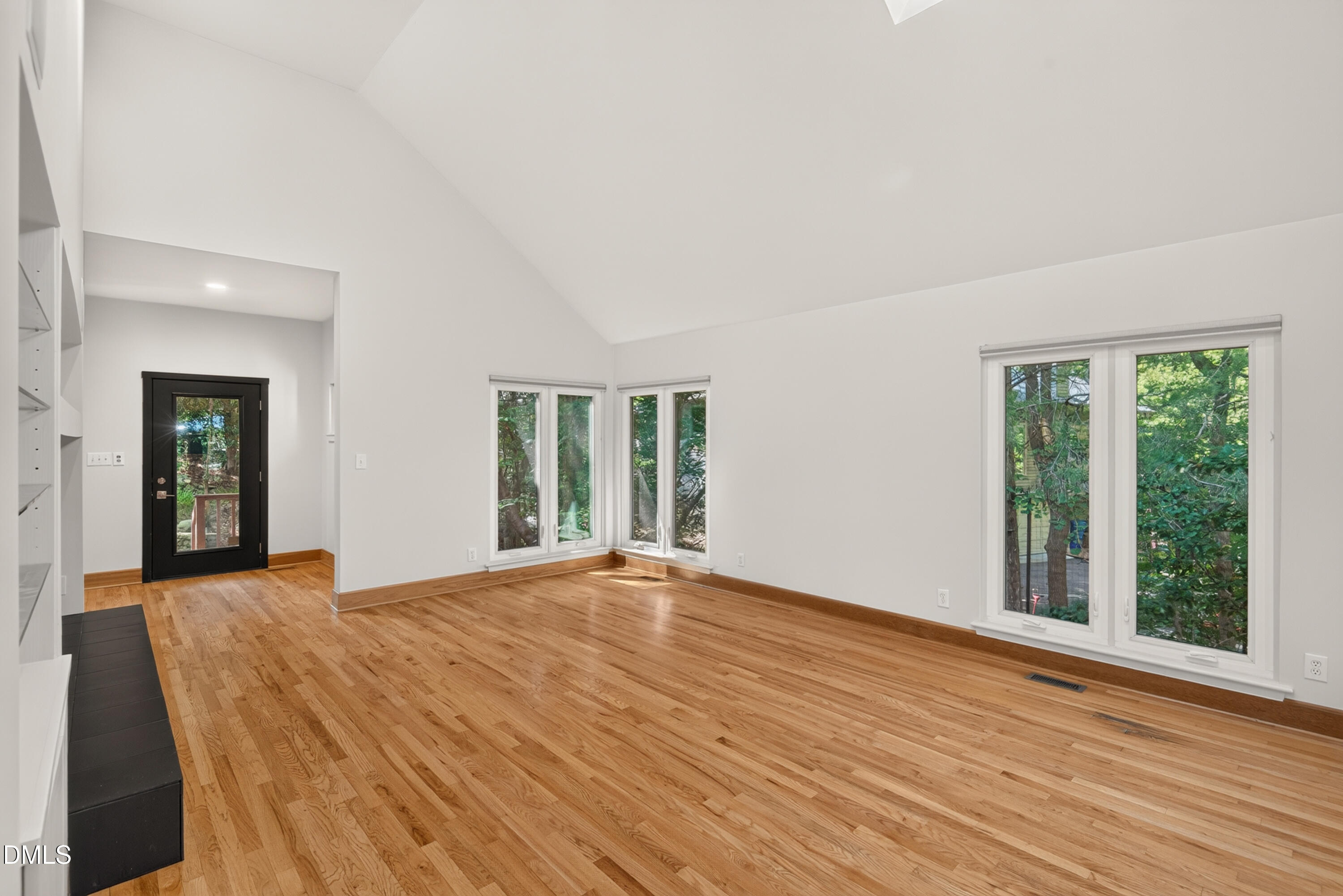 112 Rose Lane Property Photo 6