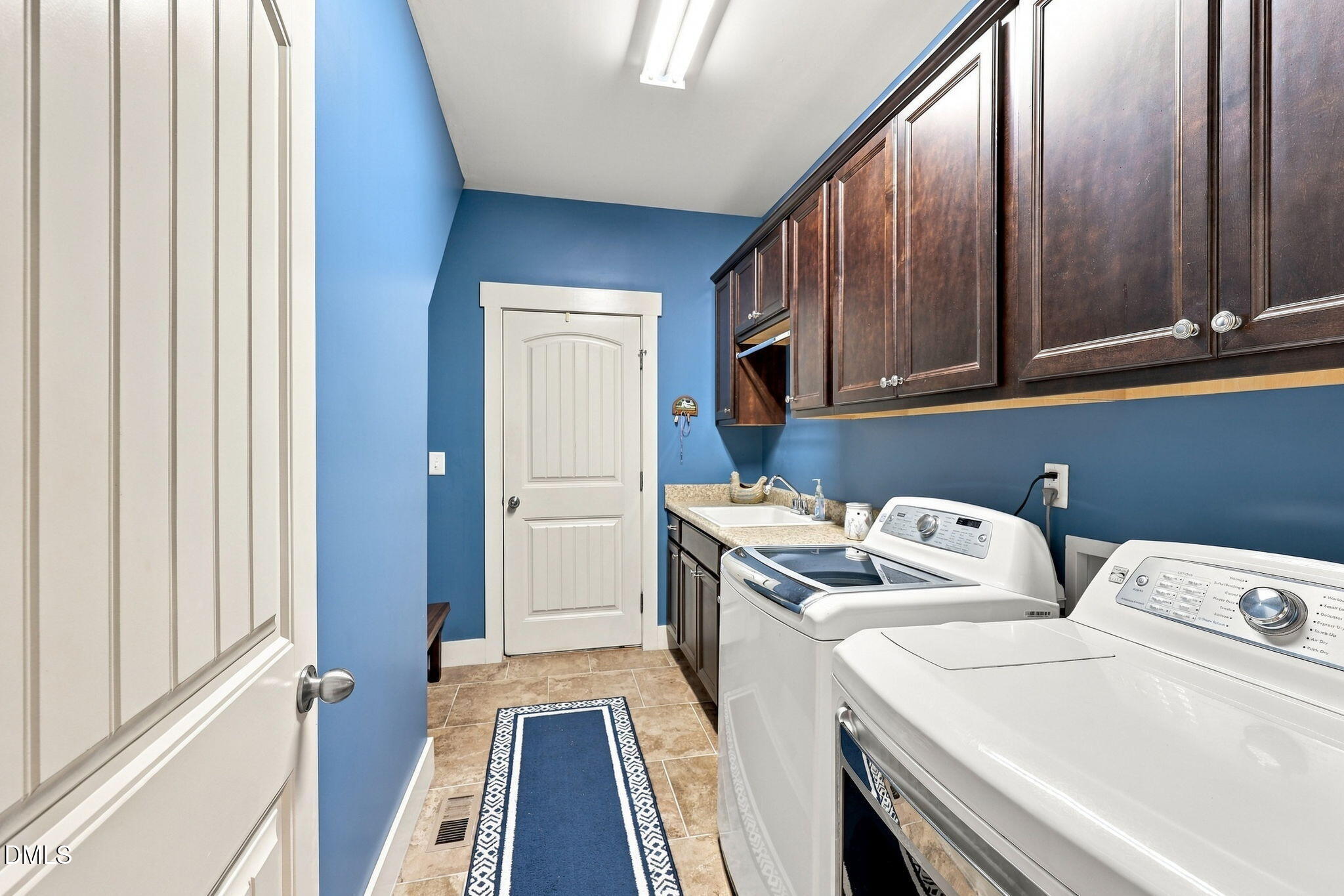 3115 Ginger Lake Court Property Photo 23