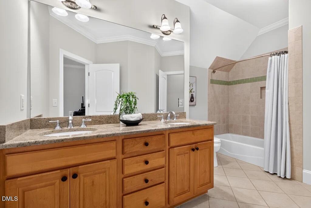 1317 Gironde Court Property Photo 18