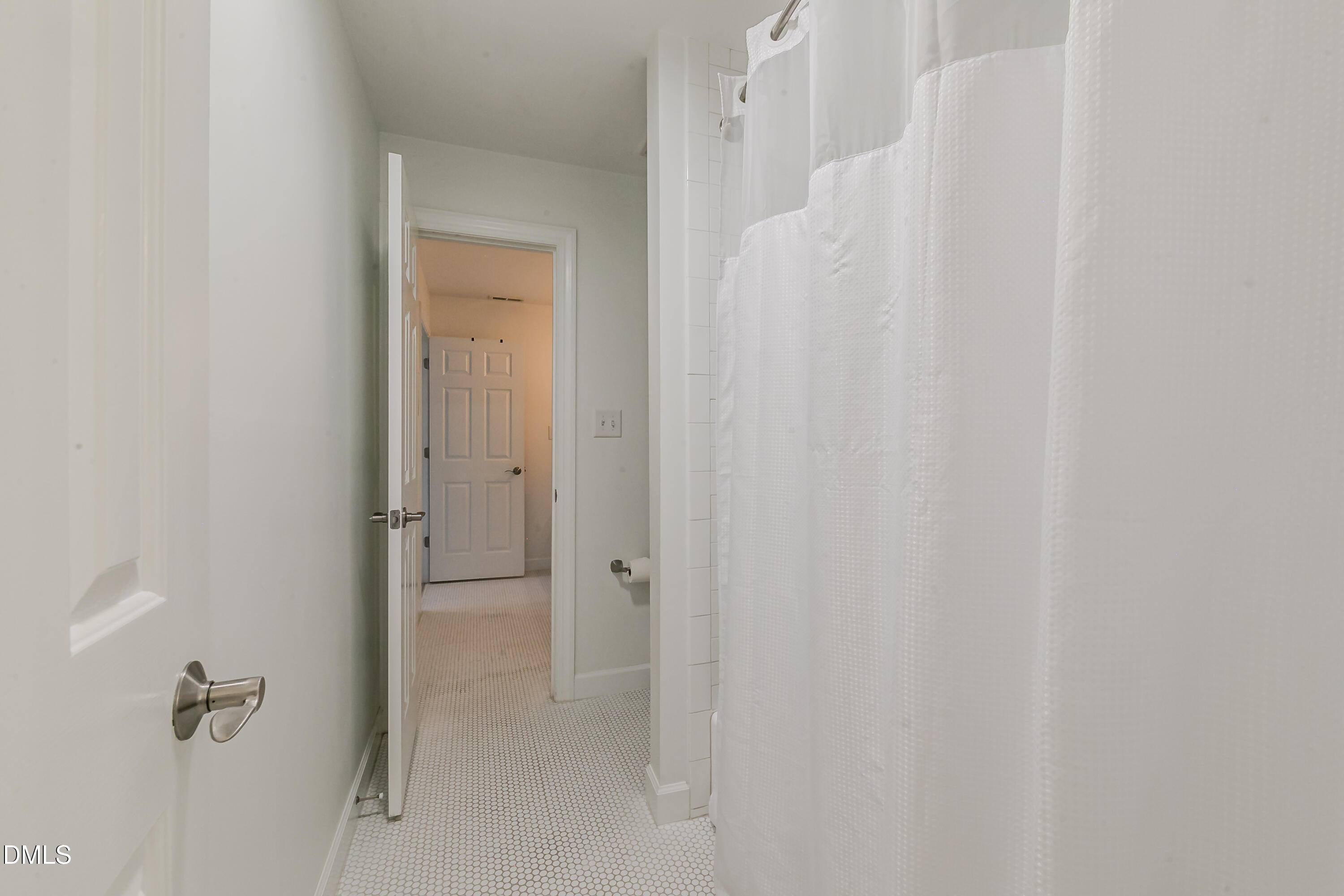 7625 Pinewild Court Property Photo 34