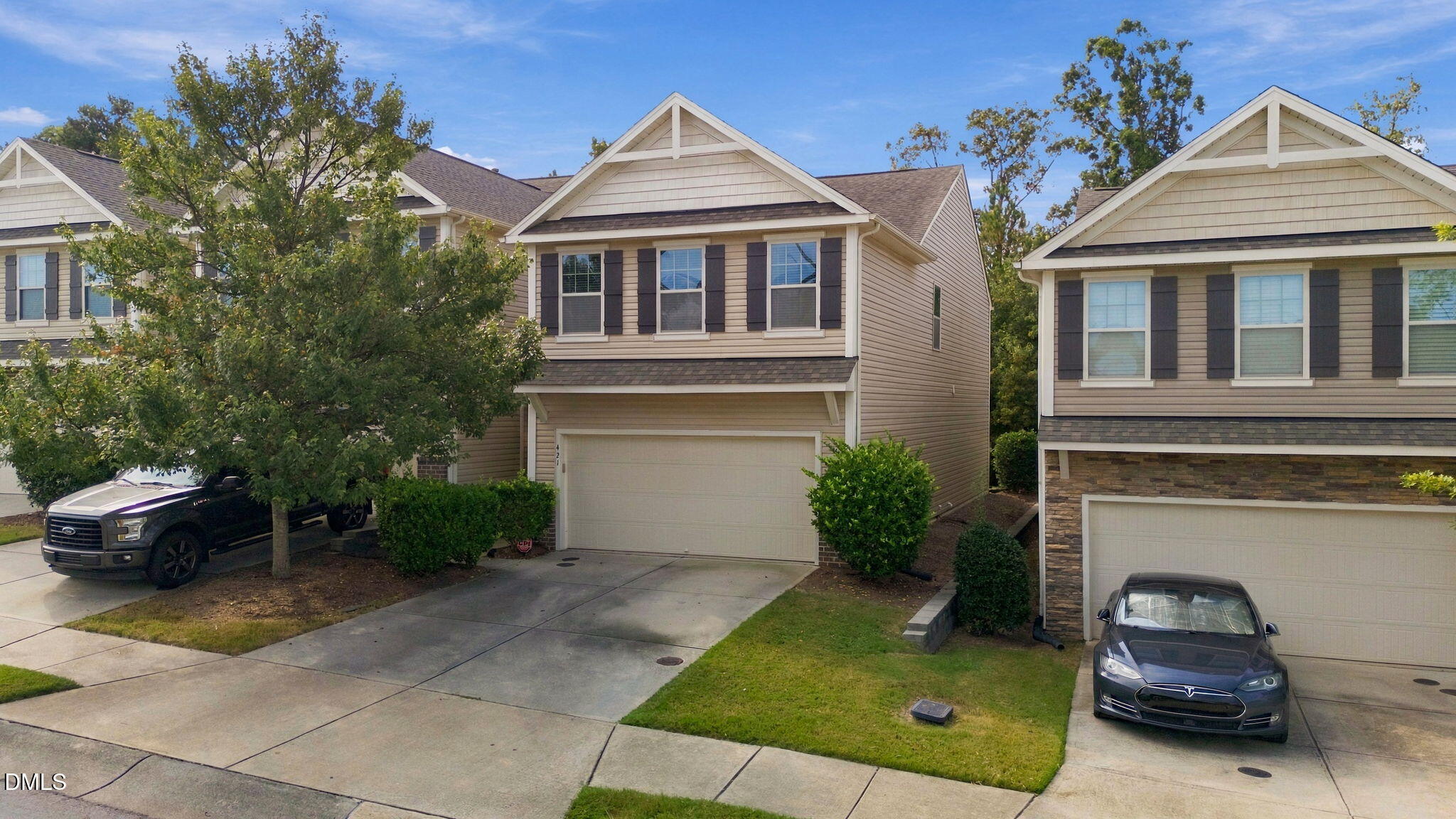 421 Shakespeare Drive Property Photo 1