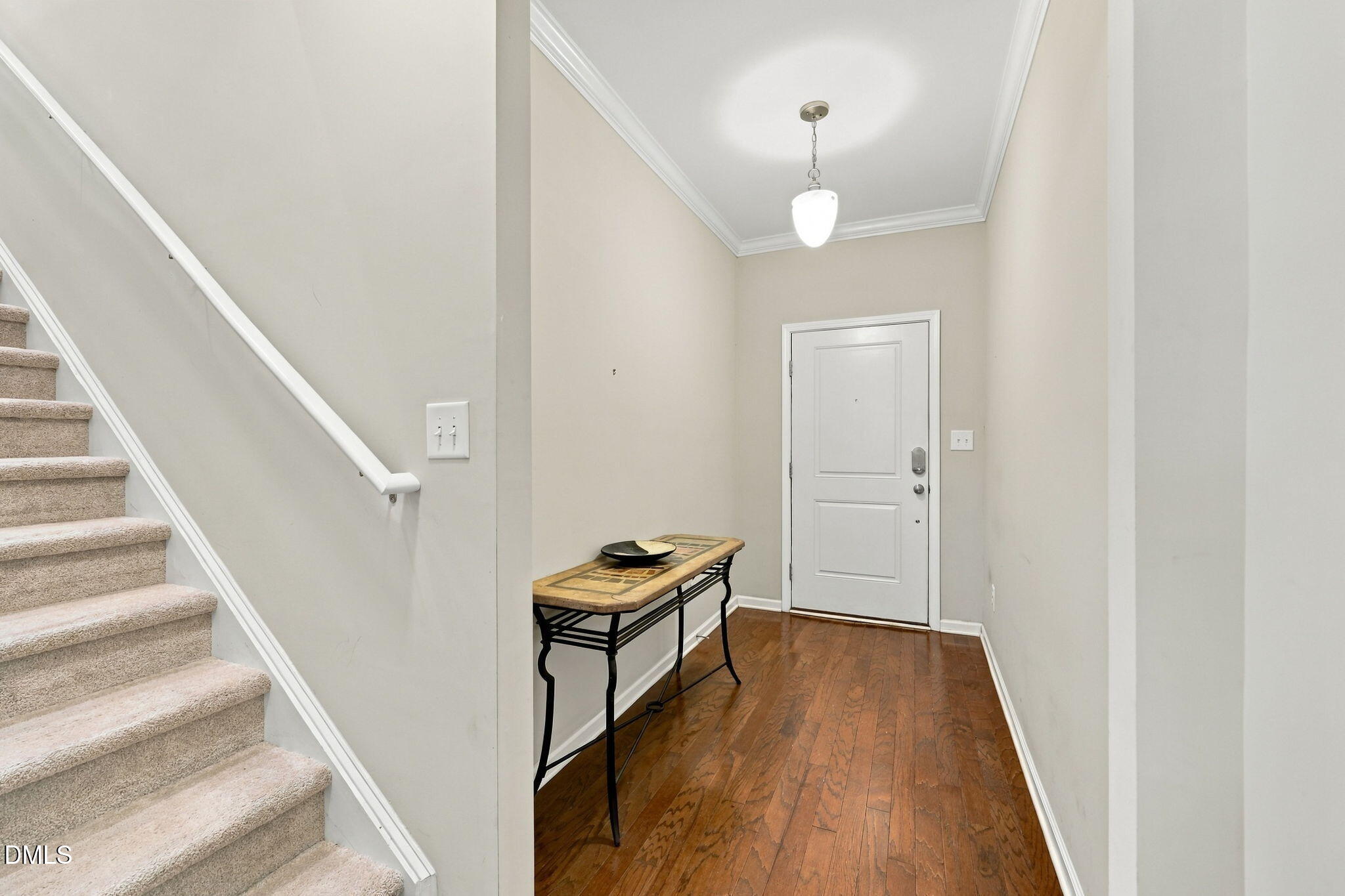 421 Shakespeare Drive Property Photo 4