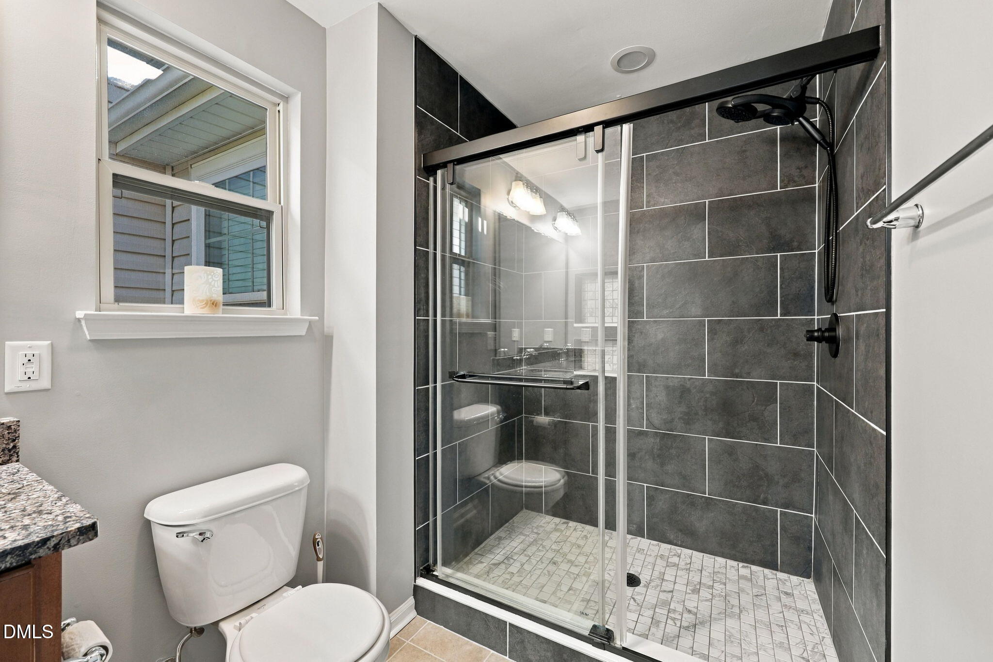 421 Shakespeare Drive Property Photo 22