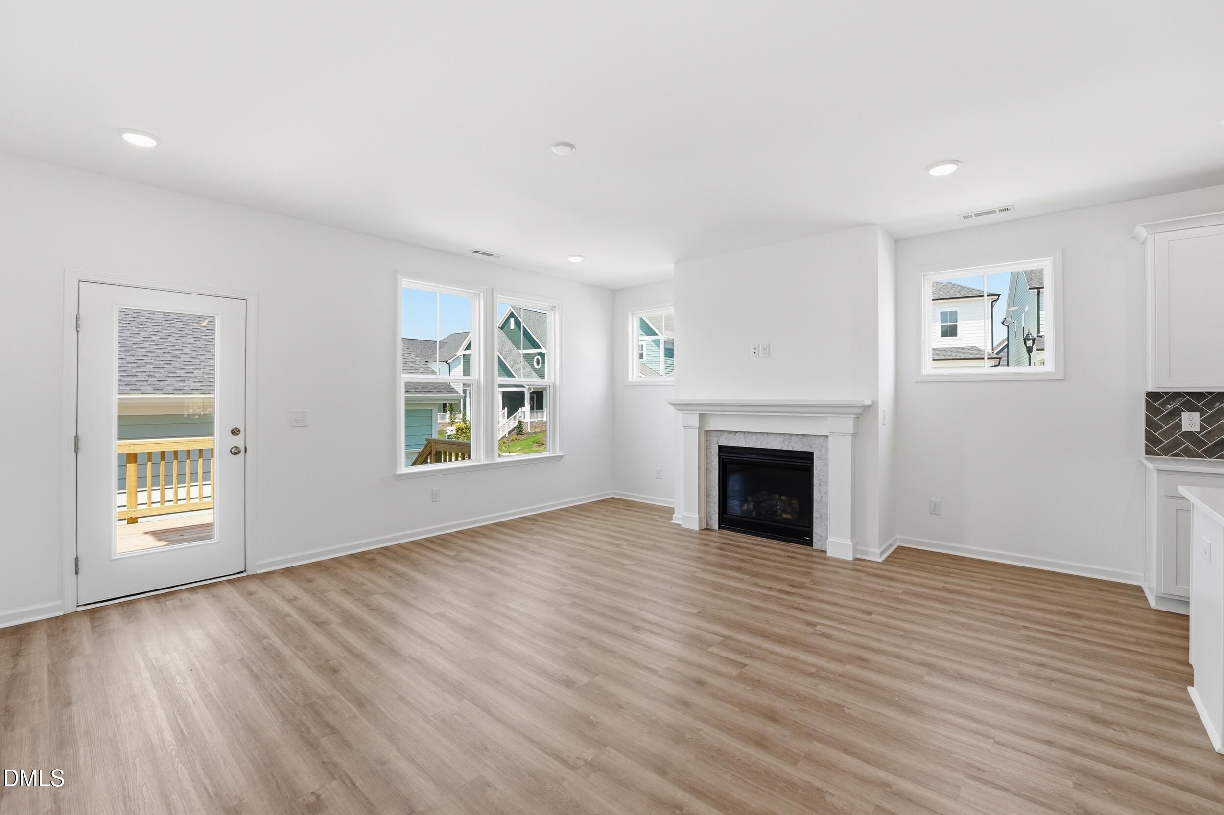 444 Everlong Lane Property Photo 3