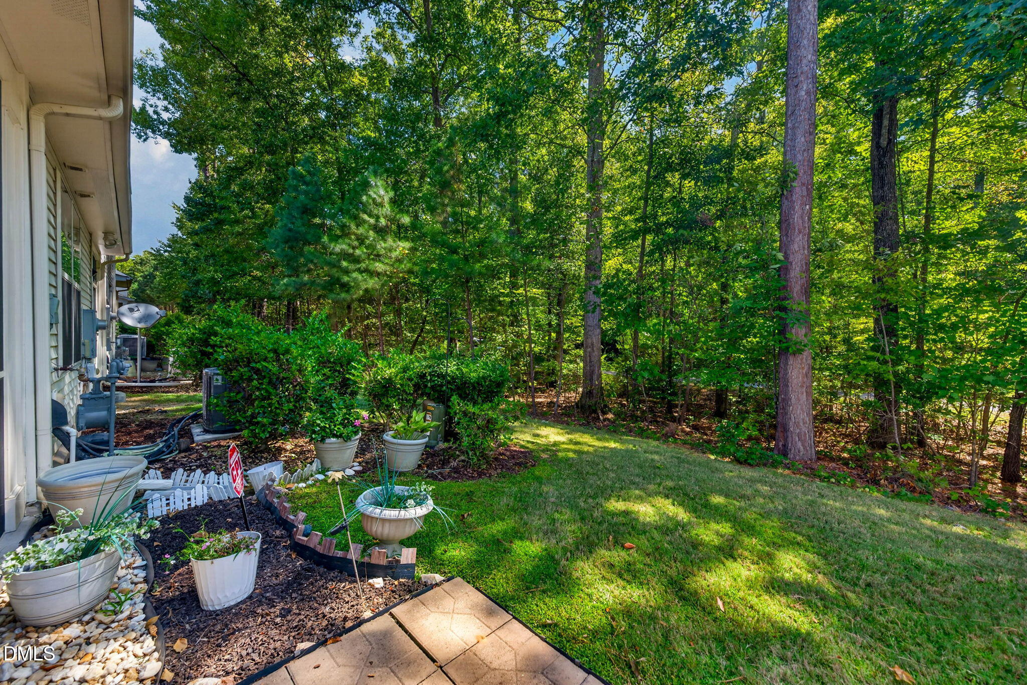 1115 Contessa Drive Property Photo 4