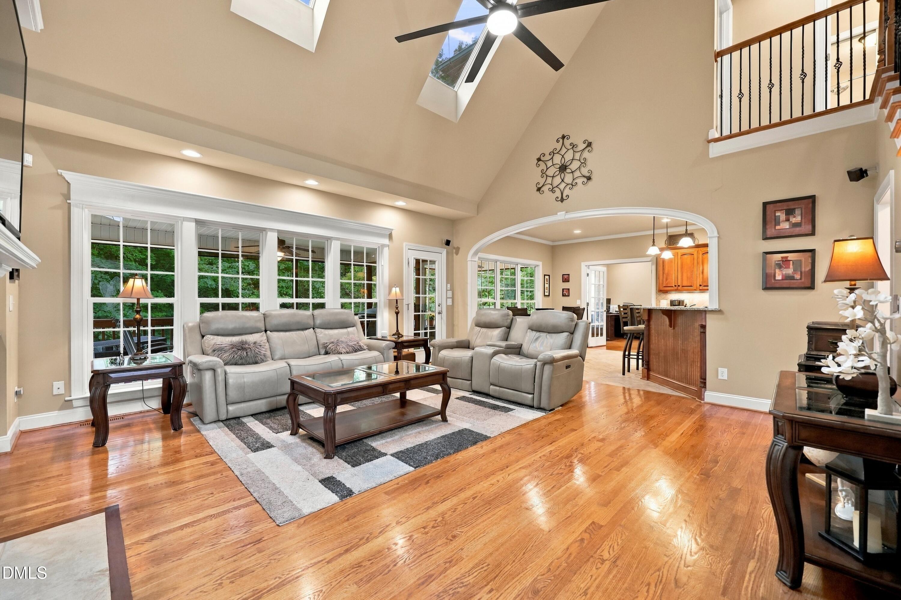 35 Broomhill Court Property Photo 10