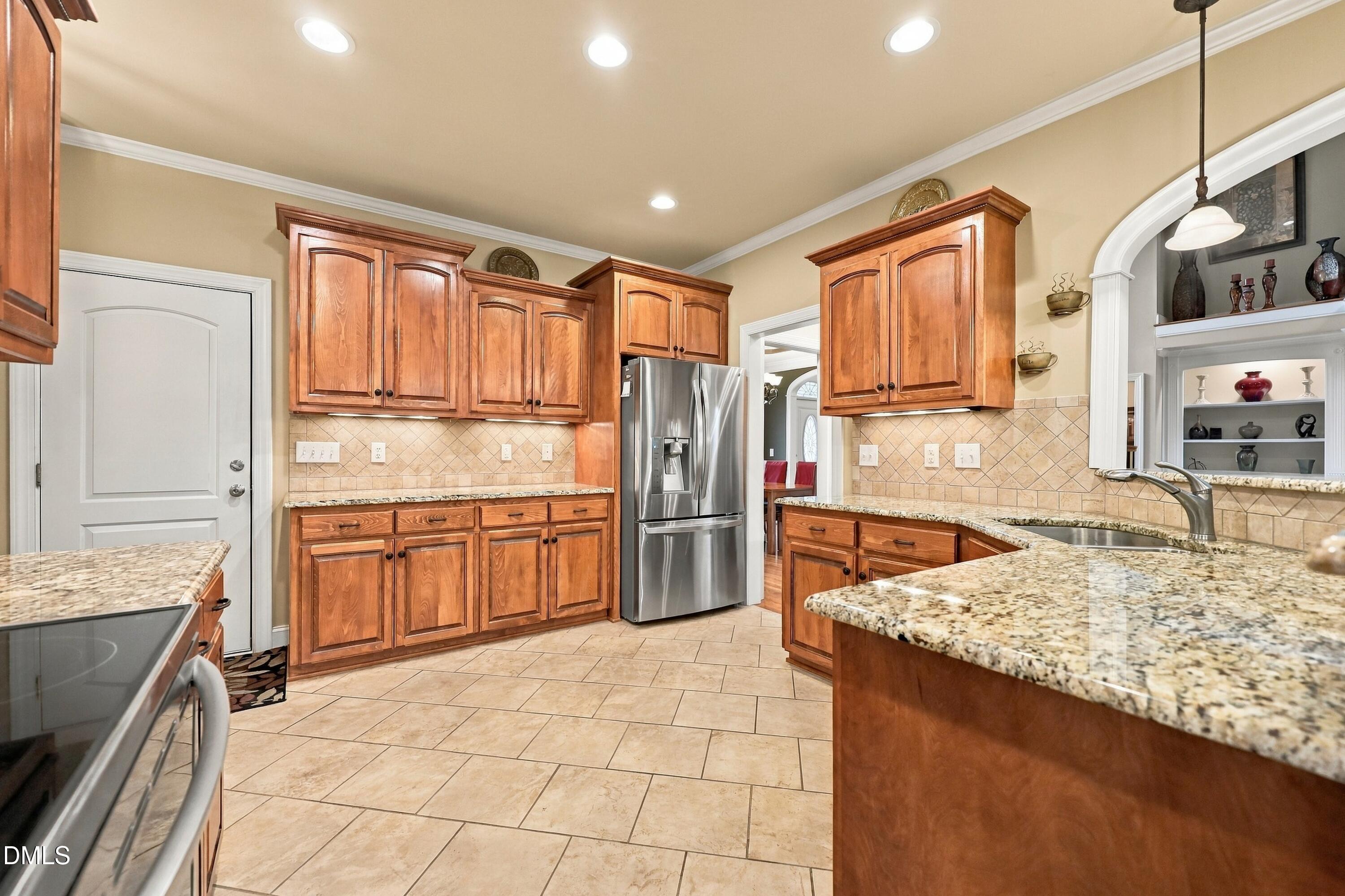 35 Broomhill Court Property Photo 13