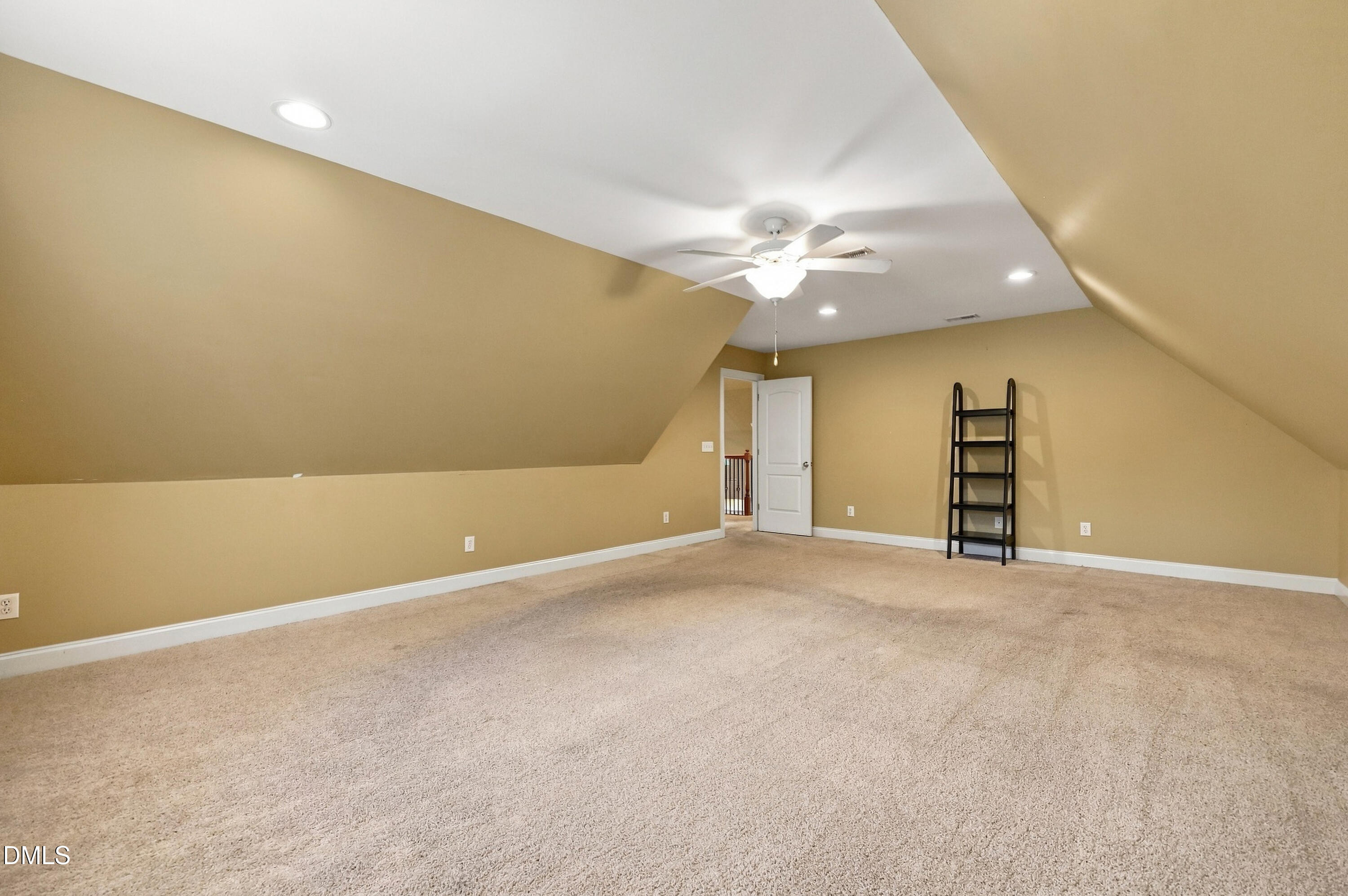 35 Broomhill Court Property Photo 25
