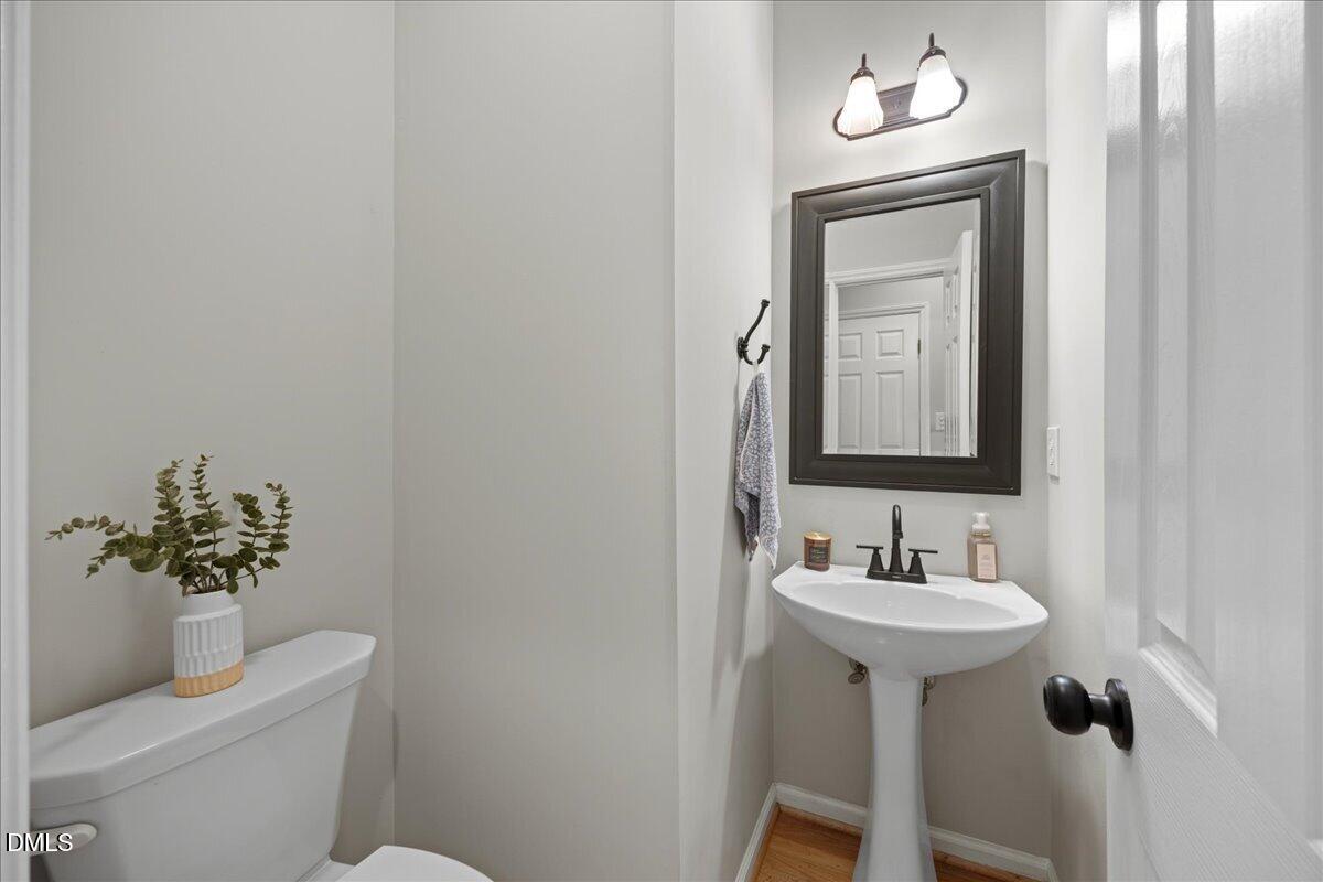 8924 Erinsbrook Drive Property Photo 22