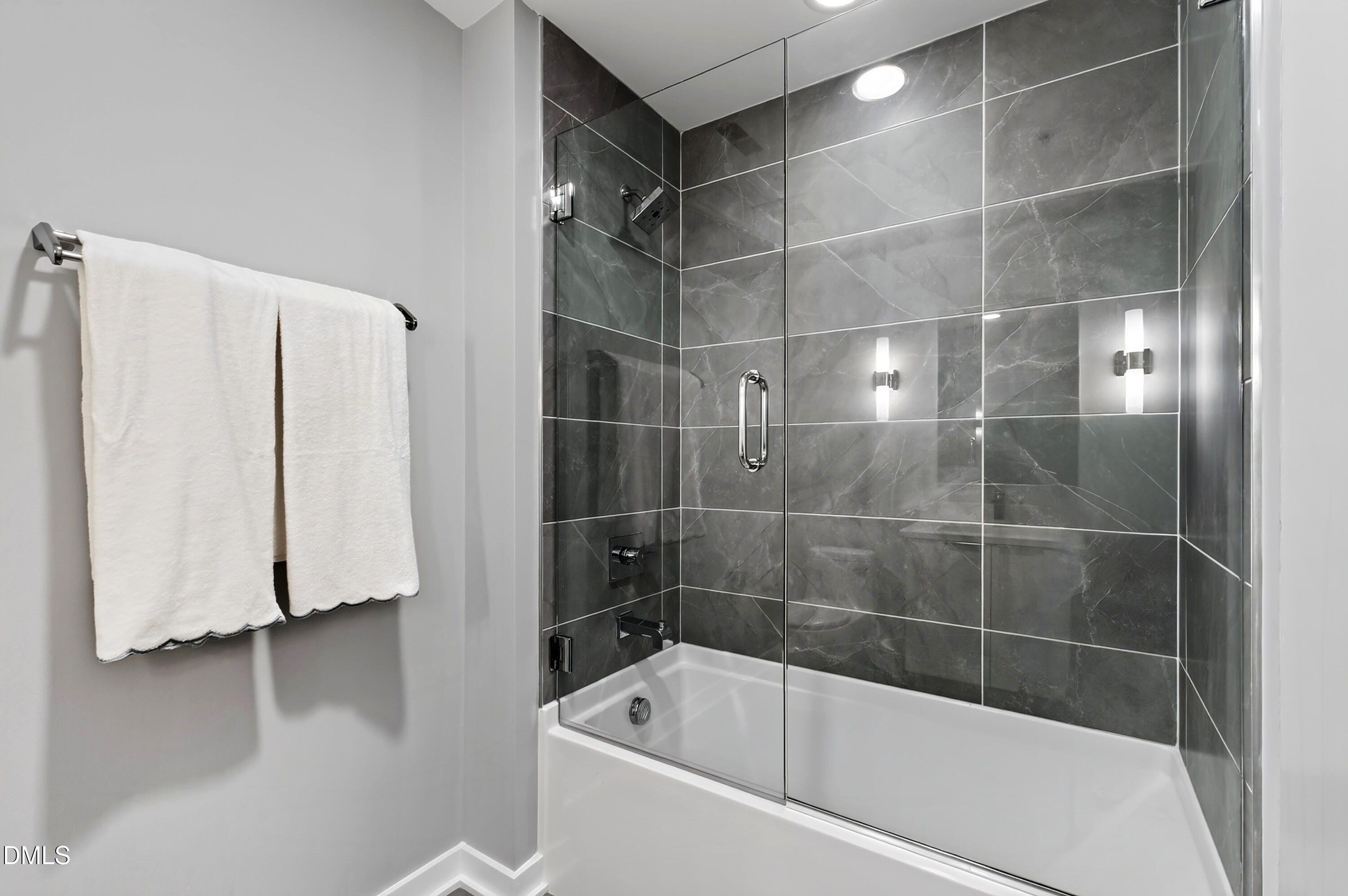523 S West Street 504 Property Photo 45