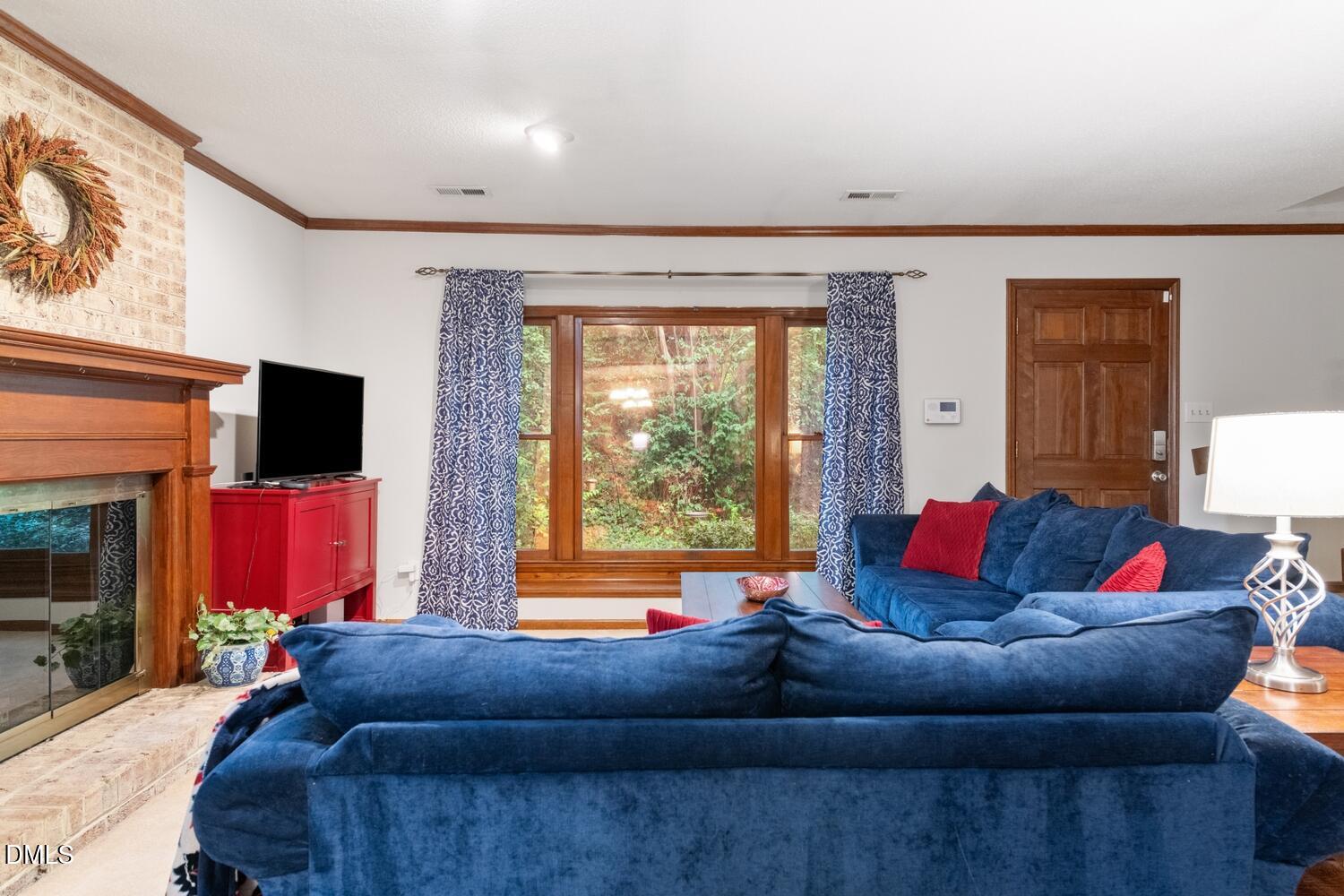 5651 Hamstead Crossing Property Photo 11