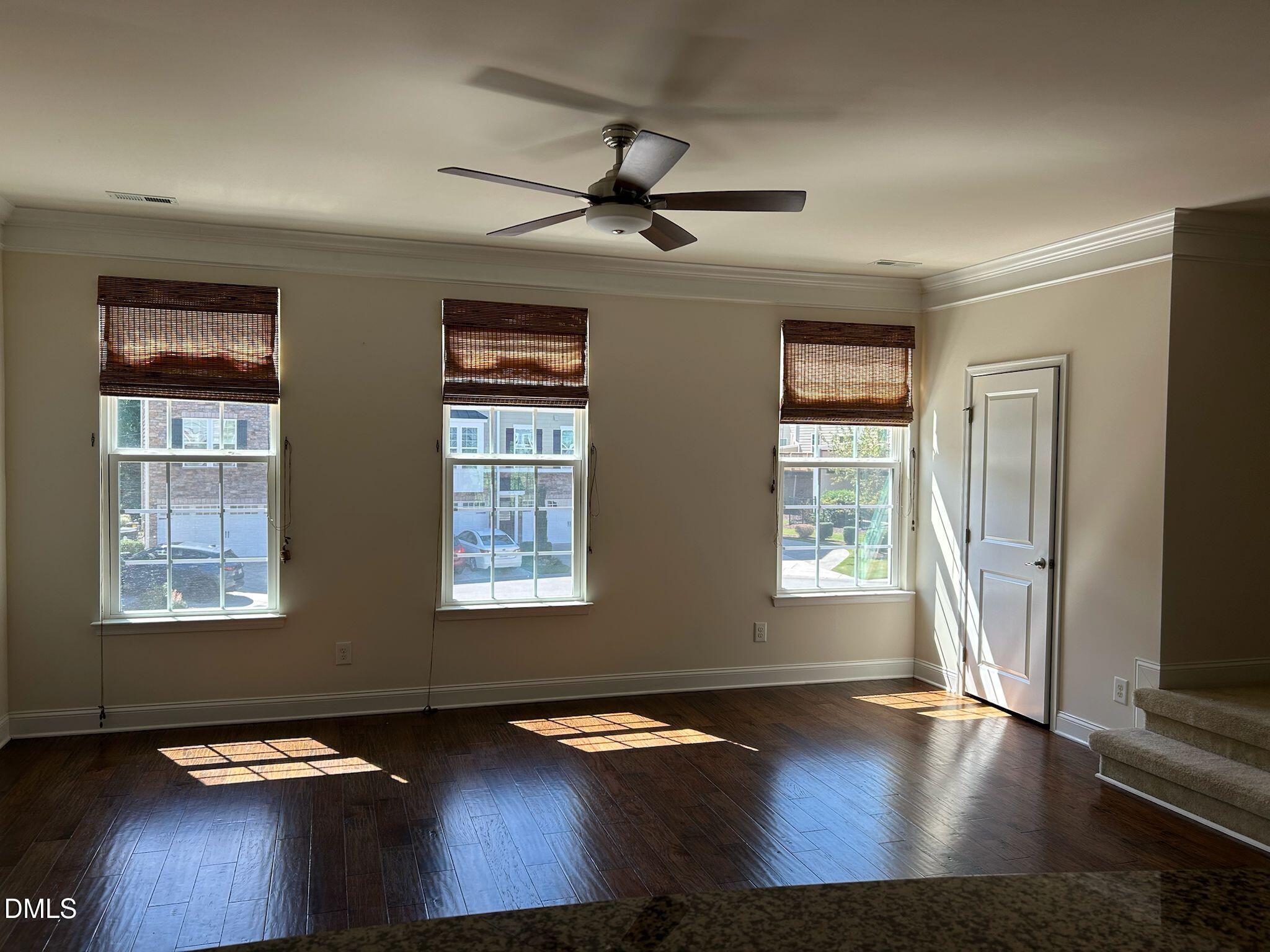 1112 Boxcar Way Property Photo 3