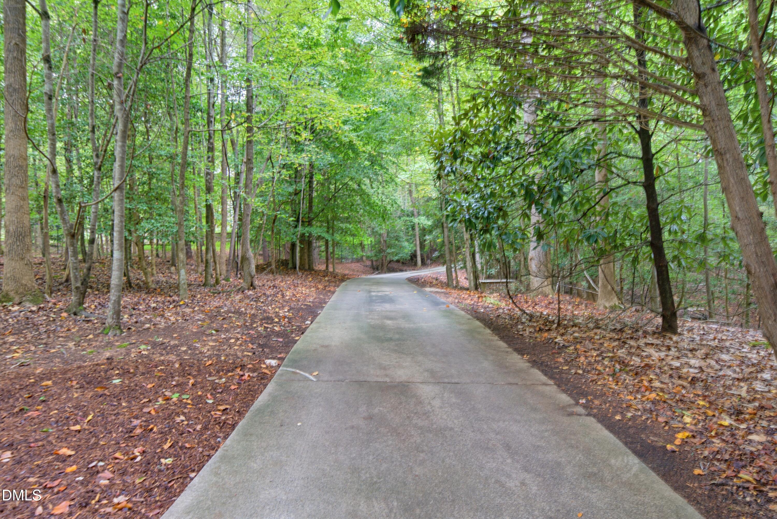 1105 Erins Way Lane Property Photo 6