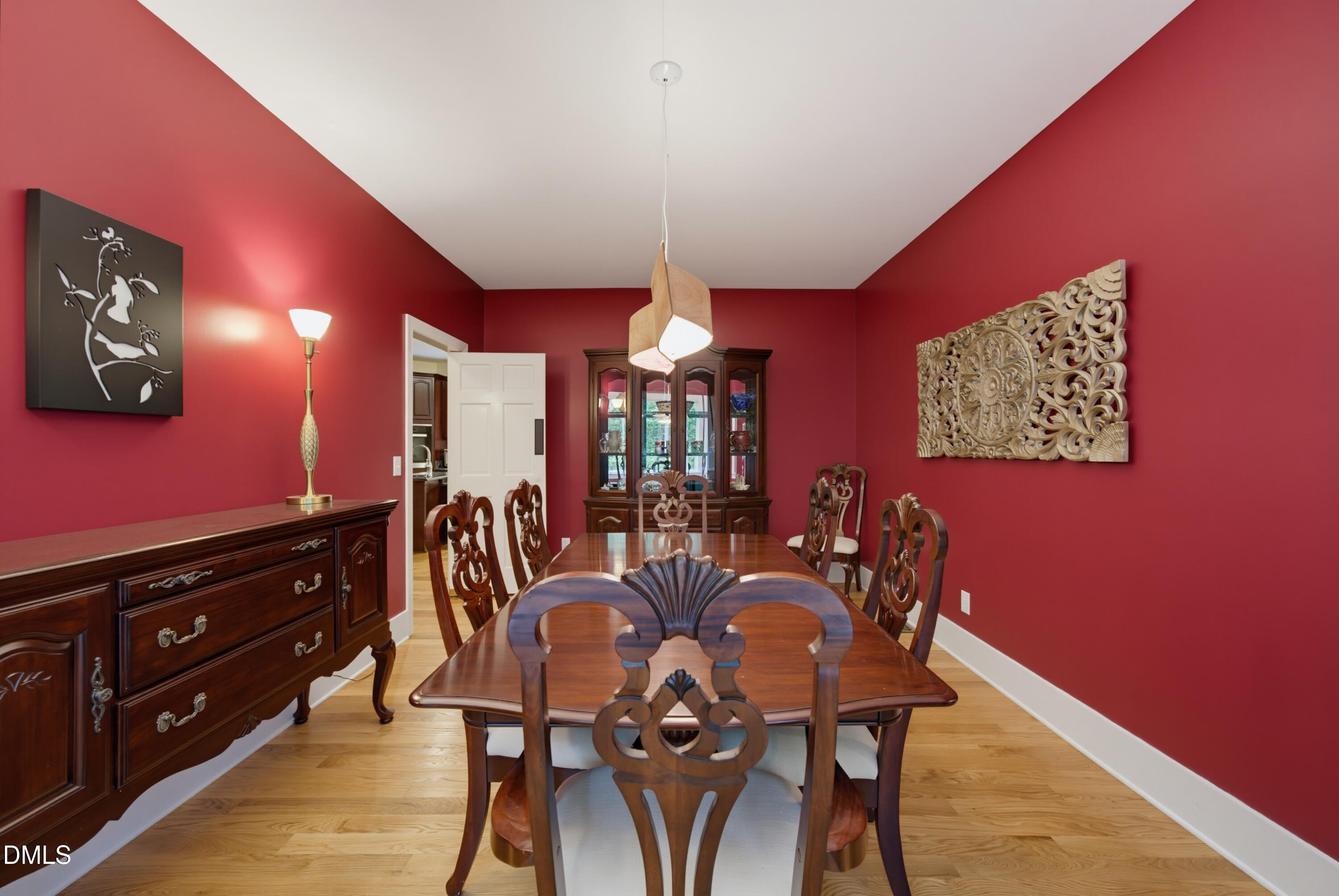 1105 Erins Way Lane Property Photo 8