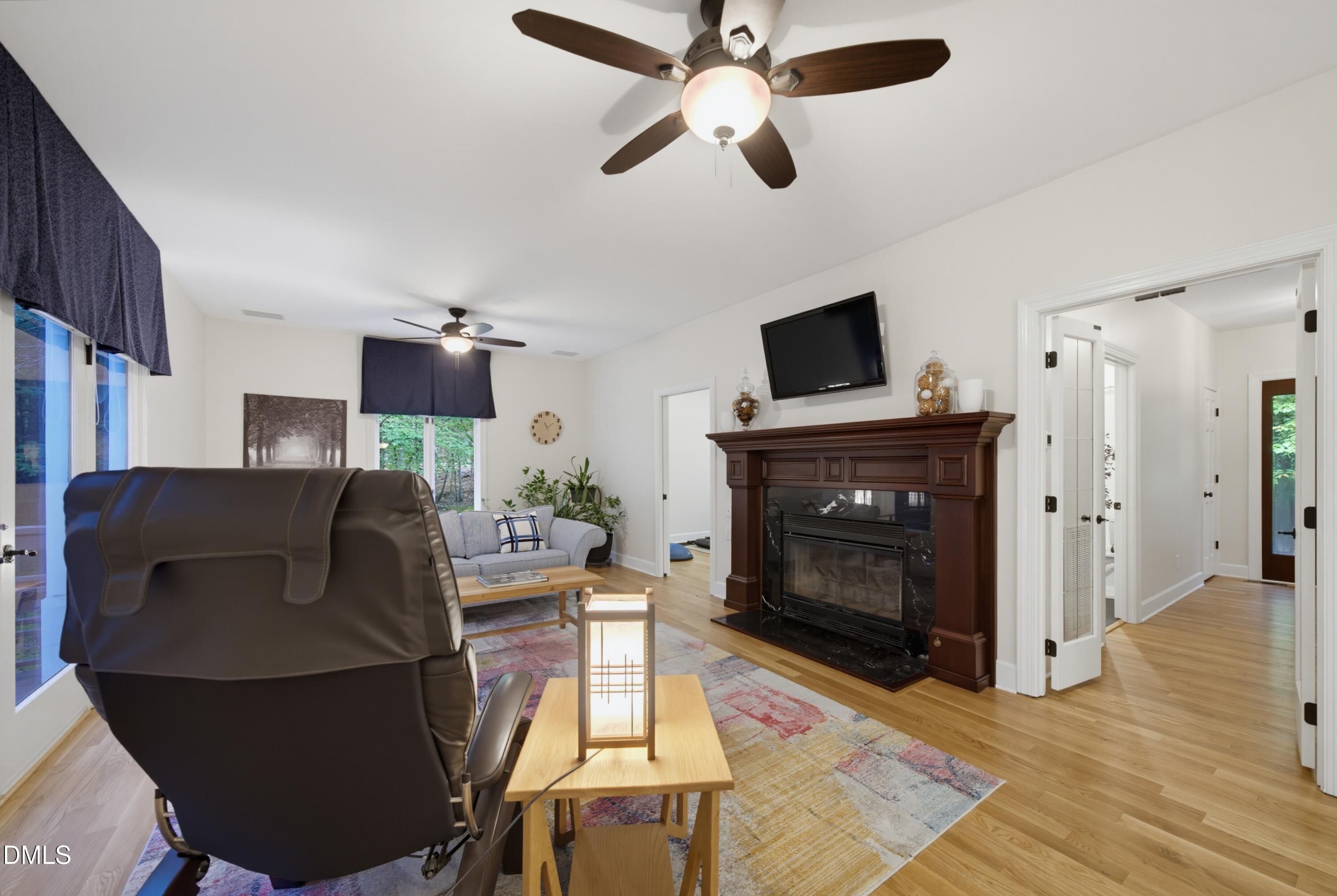 1105 Erins Way Lane Property Photo 20