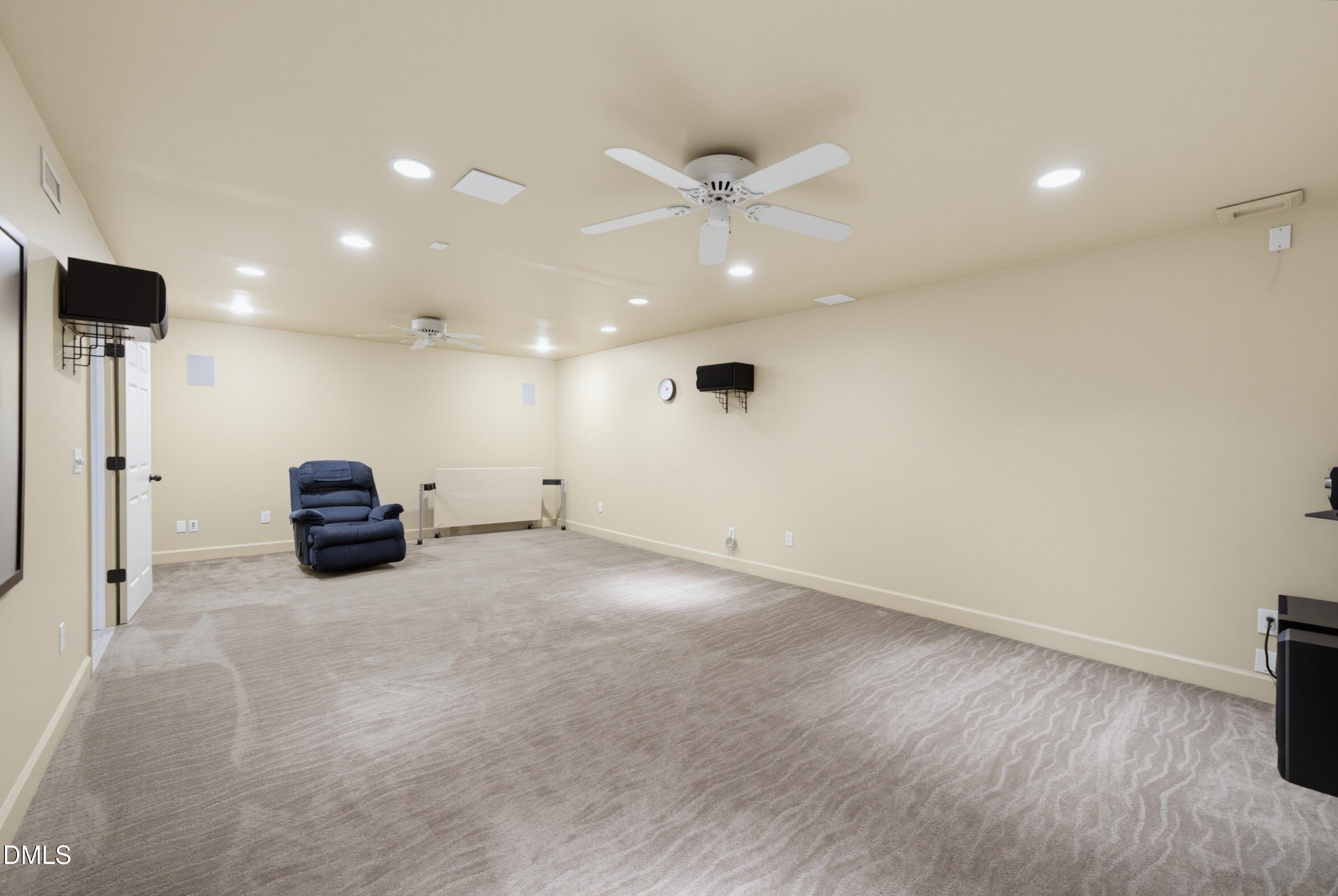 1105 Erins Way Lane Property Photo 27