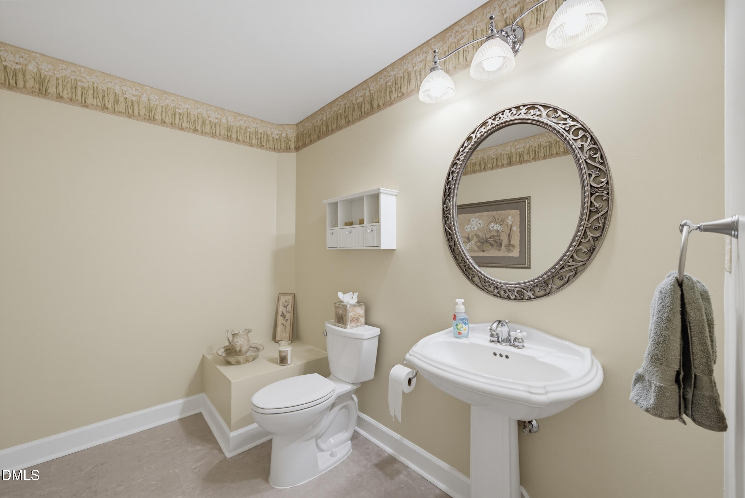 1105 Erins Way Lane Property Photo 39