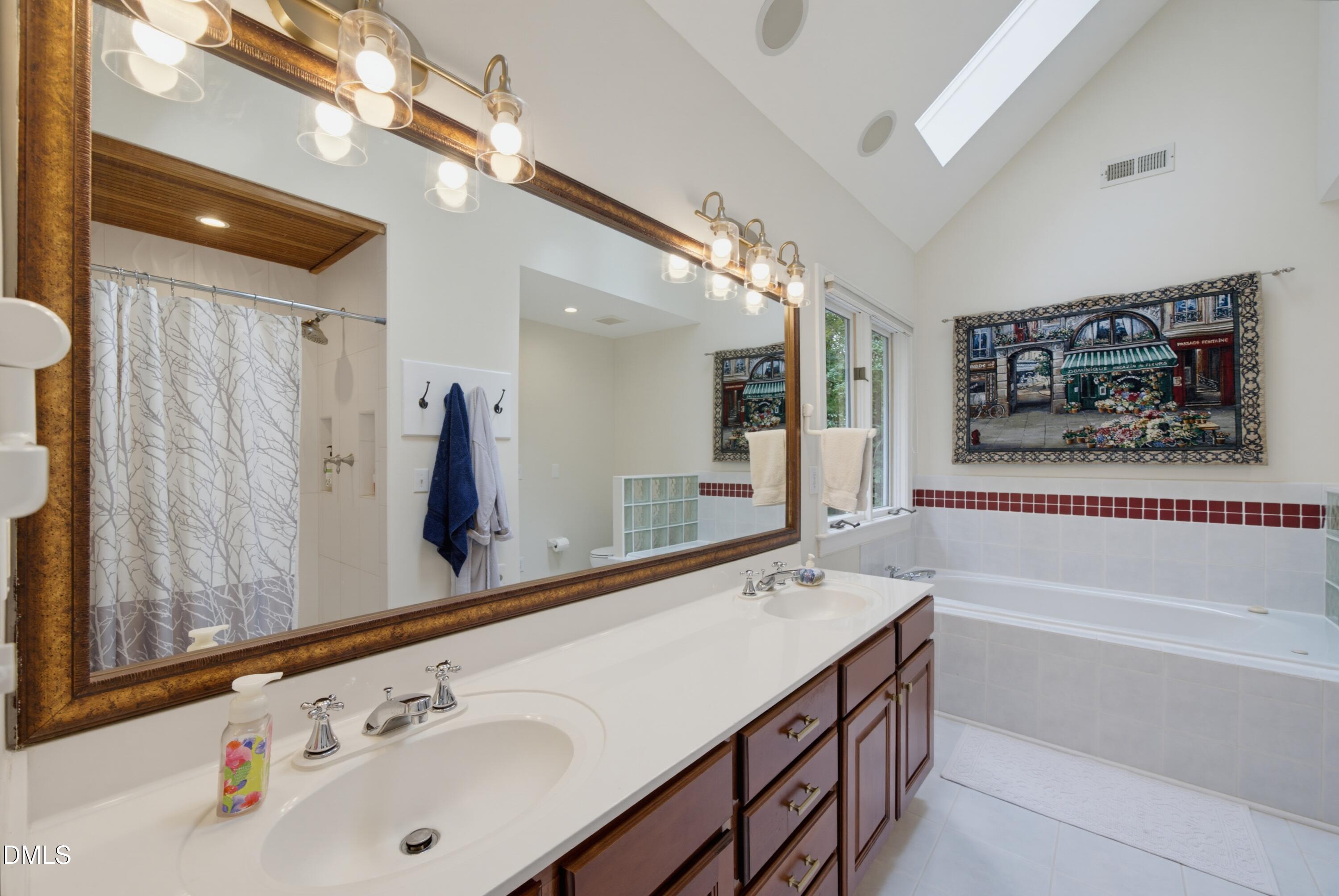 1105 Erins Way Lane Property Photo 43